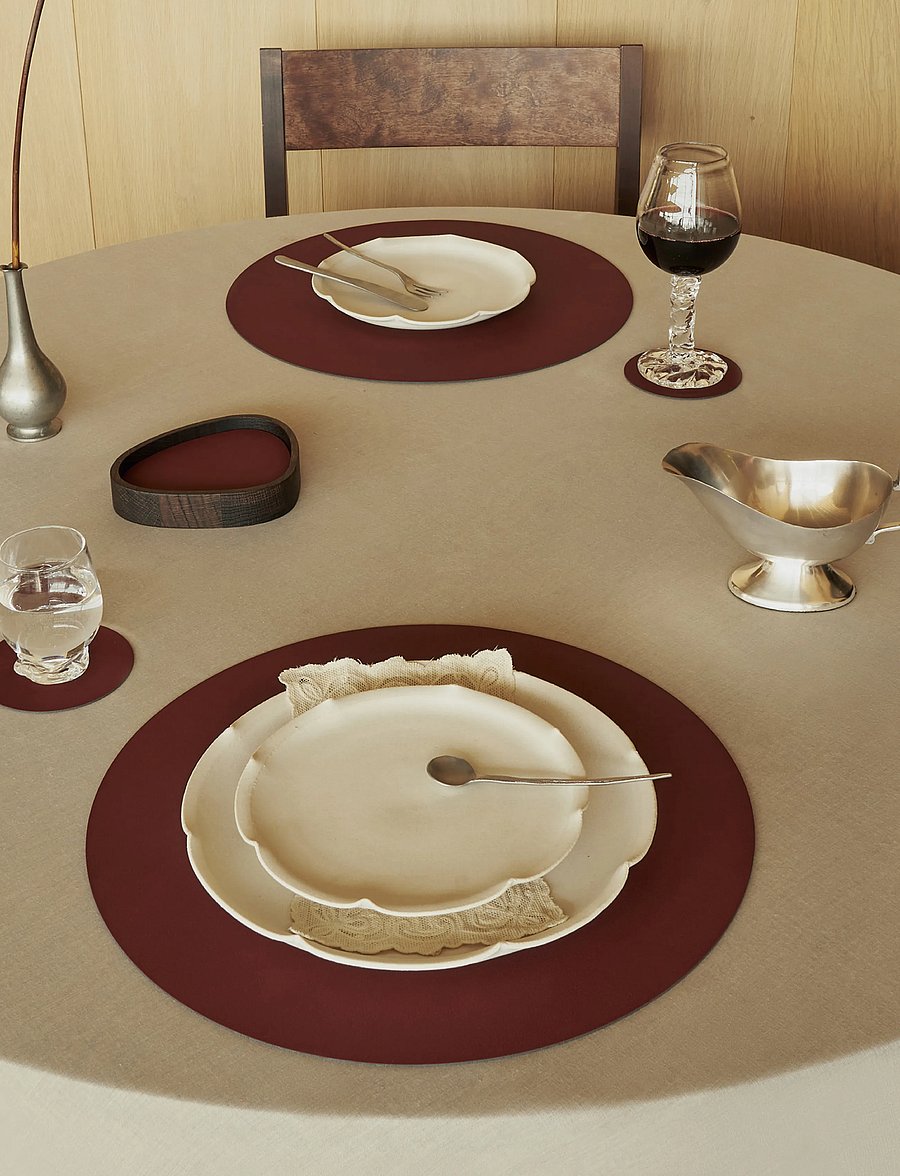 LIND DNA - 4-Set Table Mat Circle L Nupo Burgundy - platzdeckchen - burgundy - 0