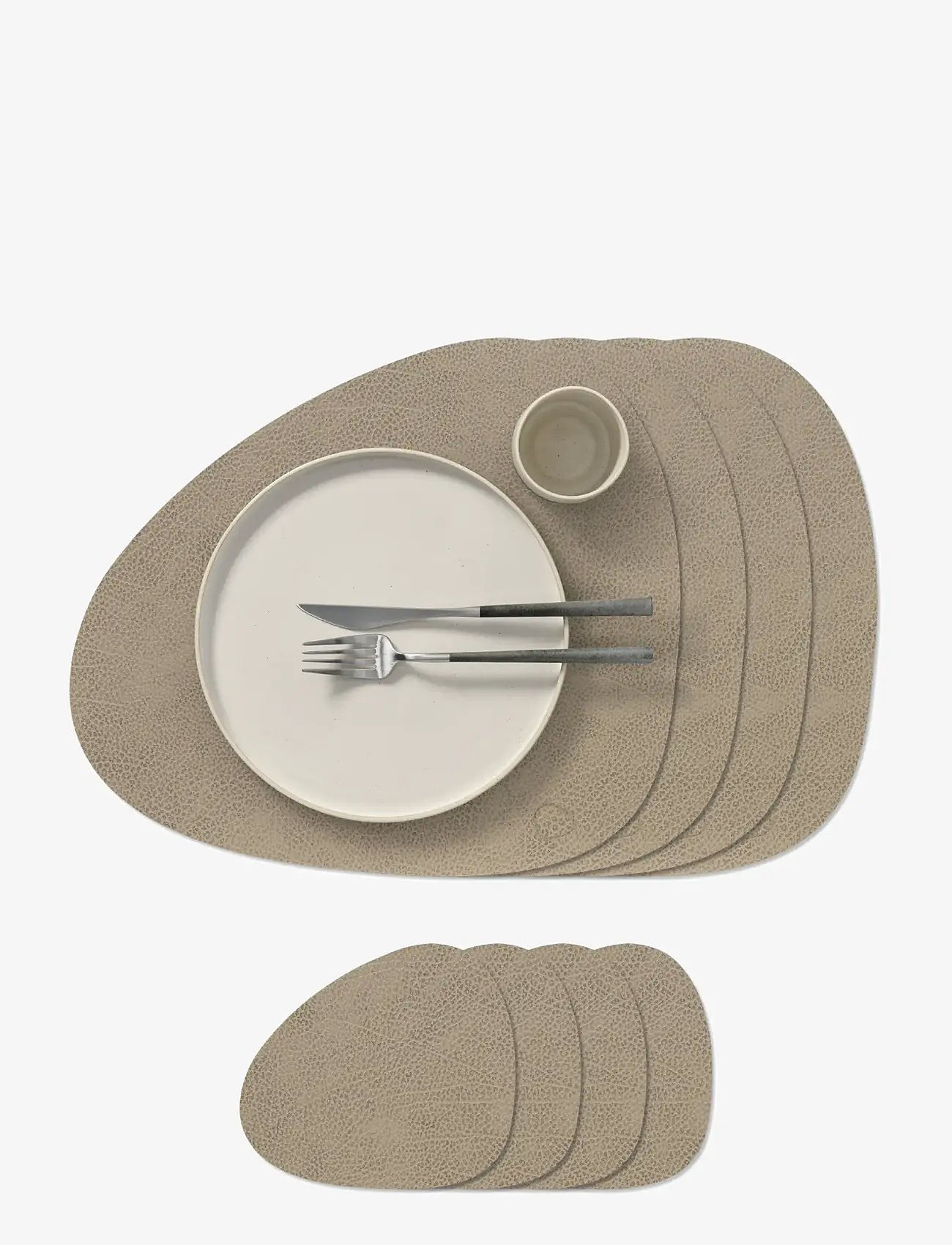 LIND DNA - Gift Set Table Mat Curve + Glass Mat Curve Hippo Warm Grey 4 Pcs - taldrikualused - warm grey - 0