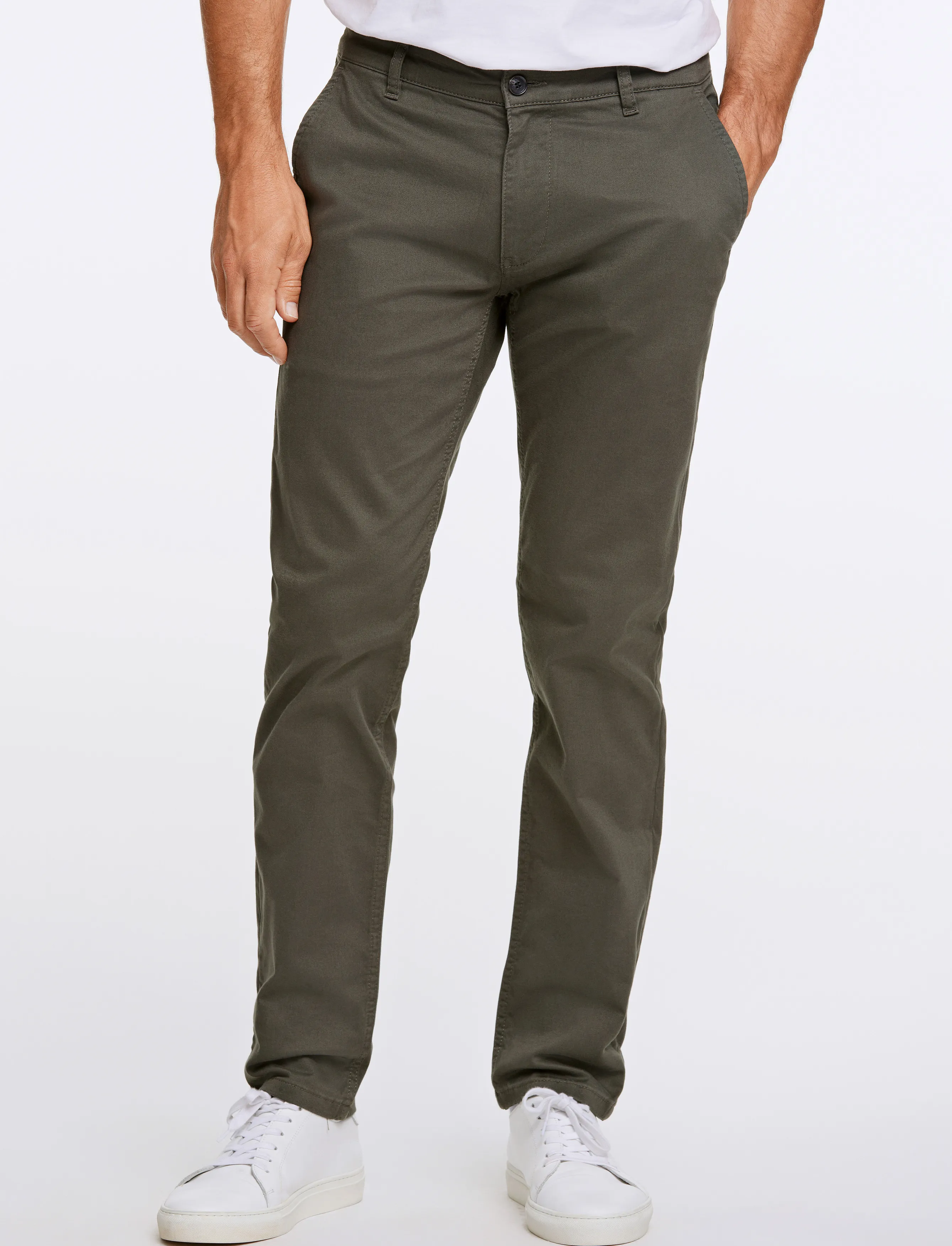 Lindbergh Black 1927: Cashmere Touch Superflex Chino Pants, 31 x 34, Trousers, Khakigrün - Chinos, Männerswear