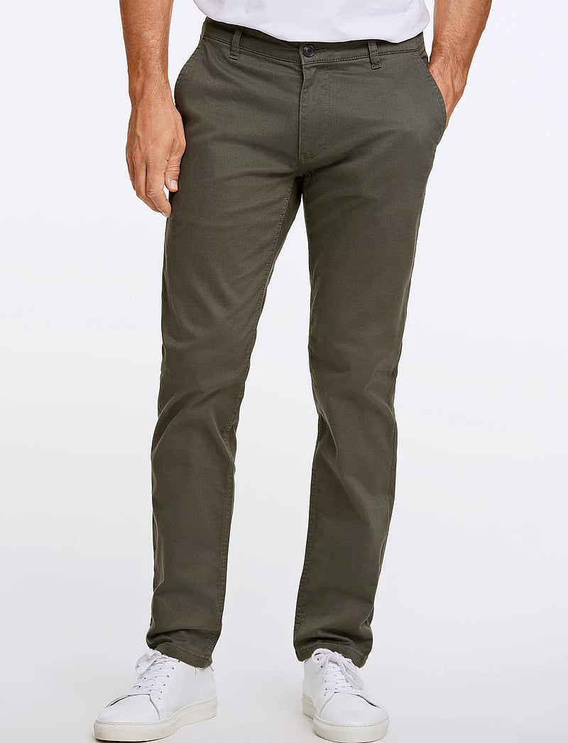 Lindbergh Black - 1927: Cashmere touch superflex chi - chinos - army - 0