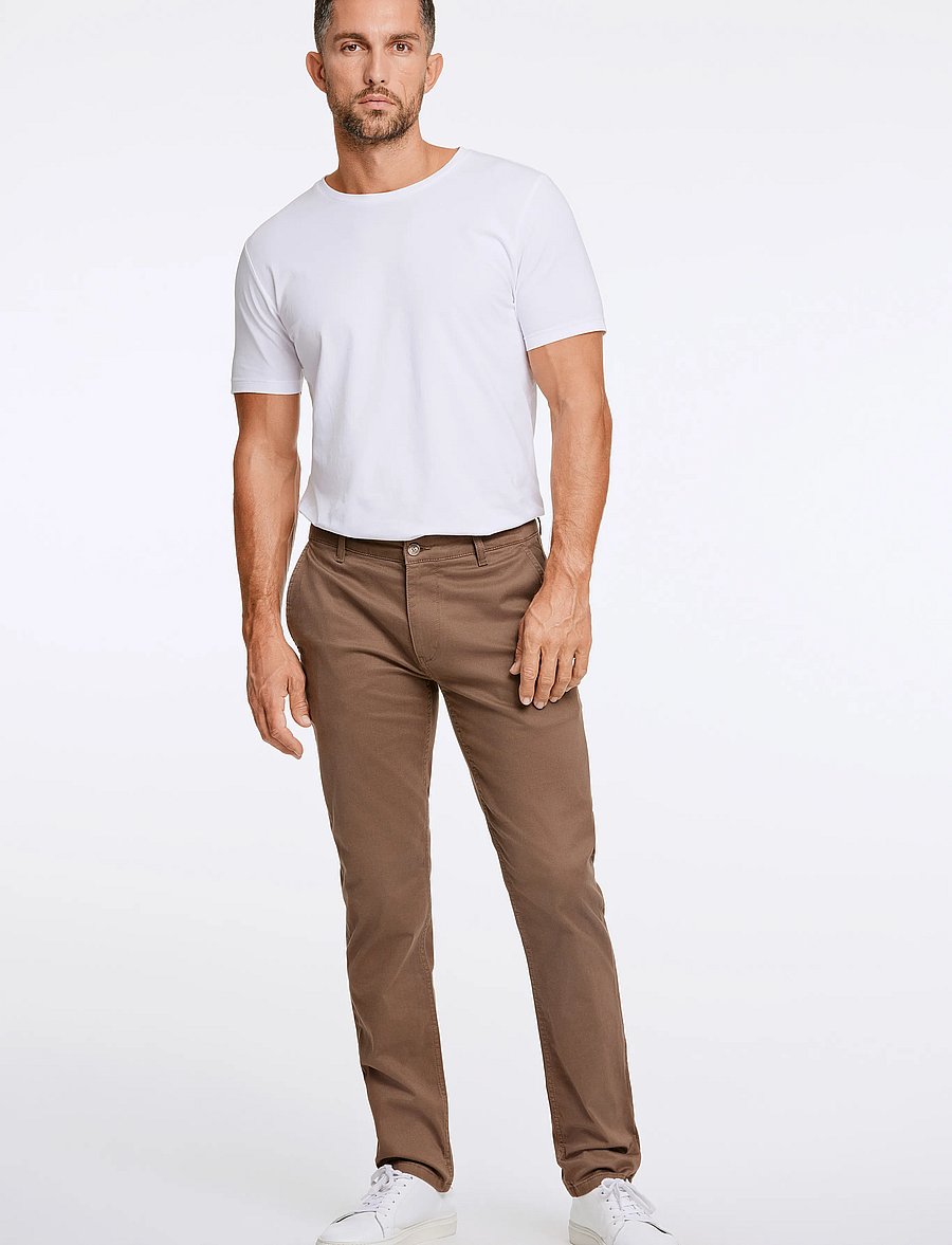 Lindbergh Black - 1927: Cashmere touch superflex chino pants - chinos - dk brown - 4