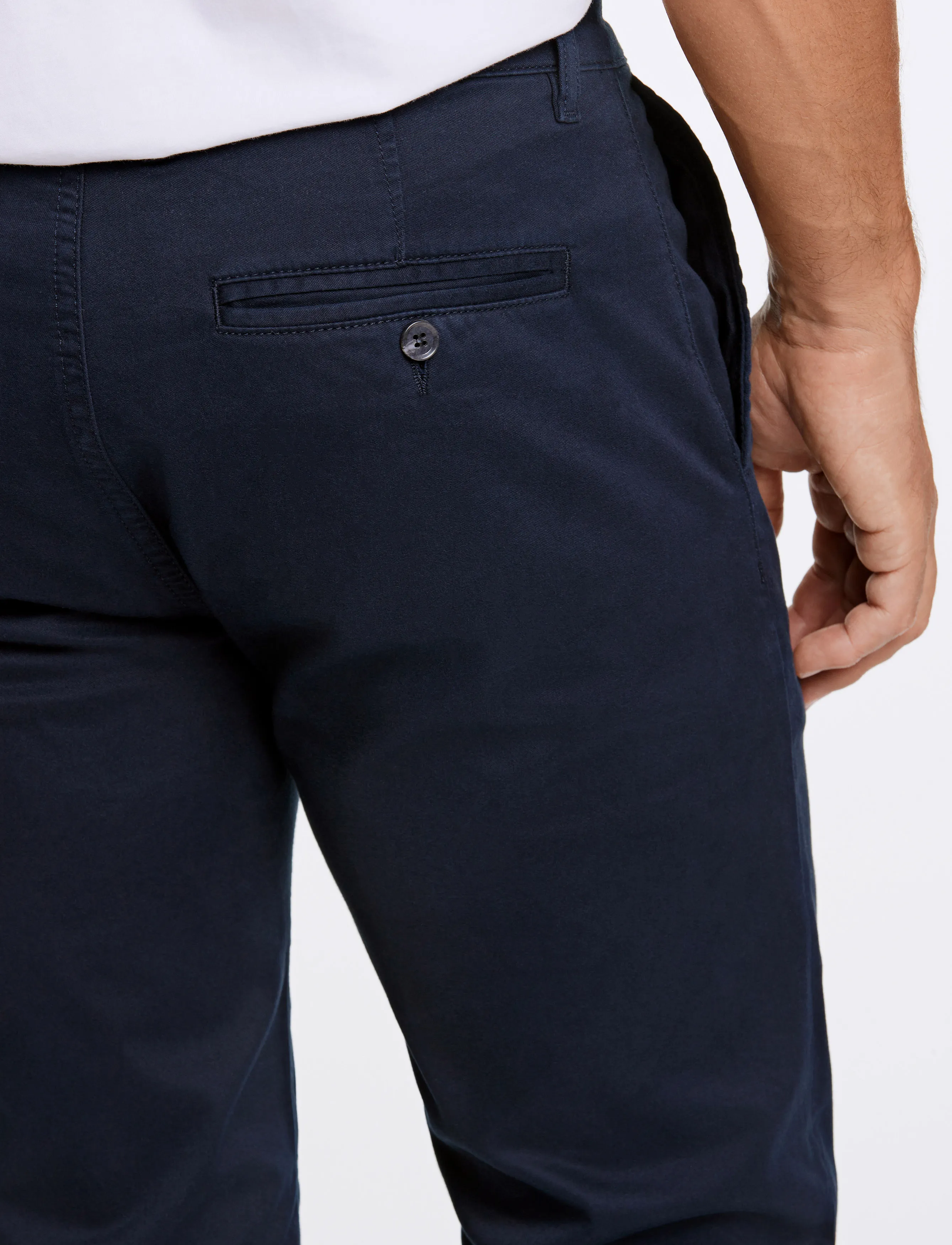 Lindbergh Black 1927: Cashmere Touch Superflex Chino Pants chinos herr – bild 5