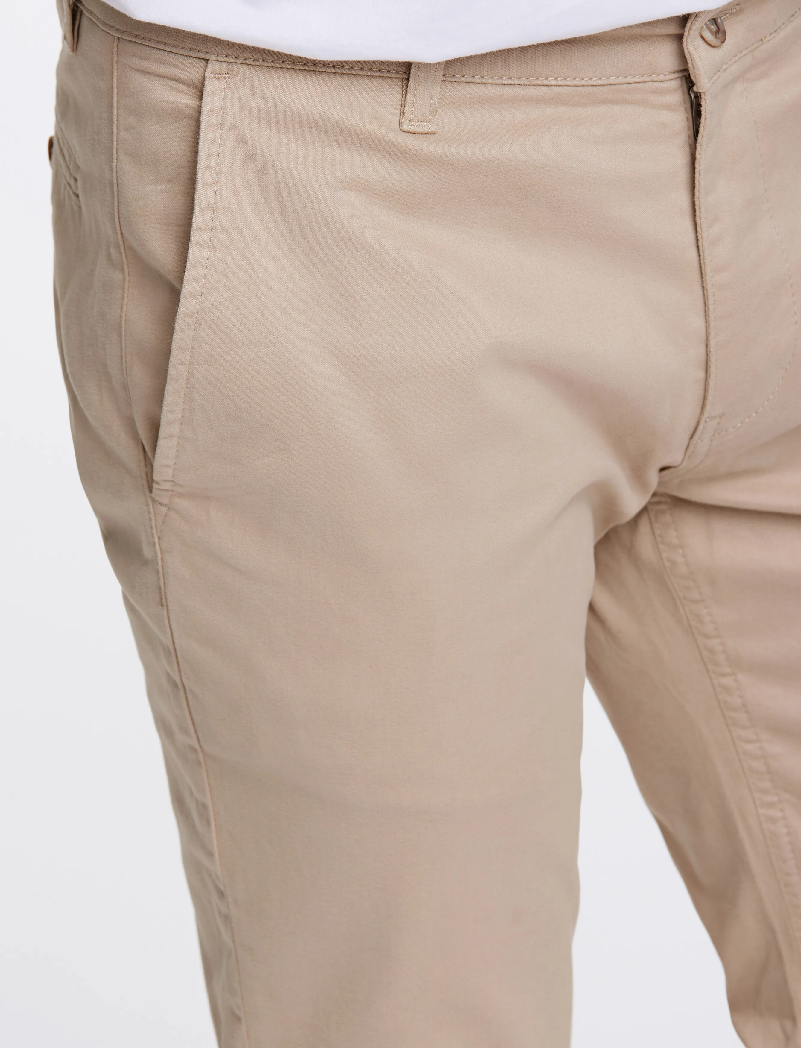 Lindbergh Black - 1927: Cashmere touch superflex chino pants - chino's - sand - 5