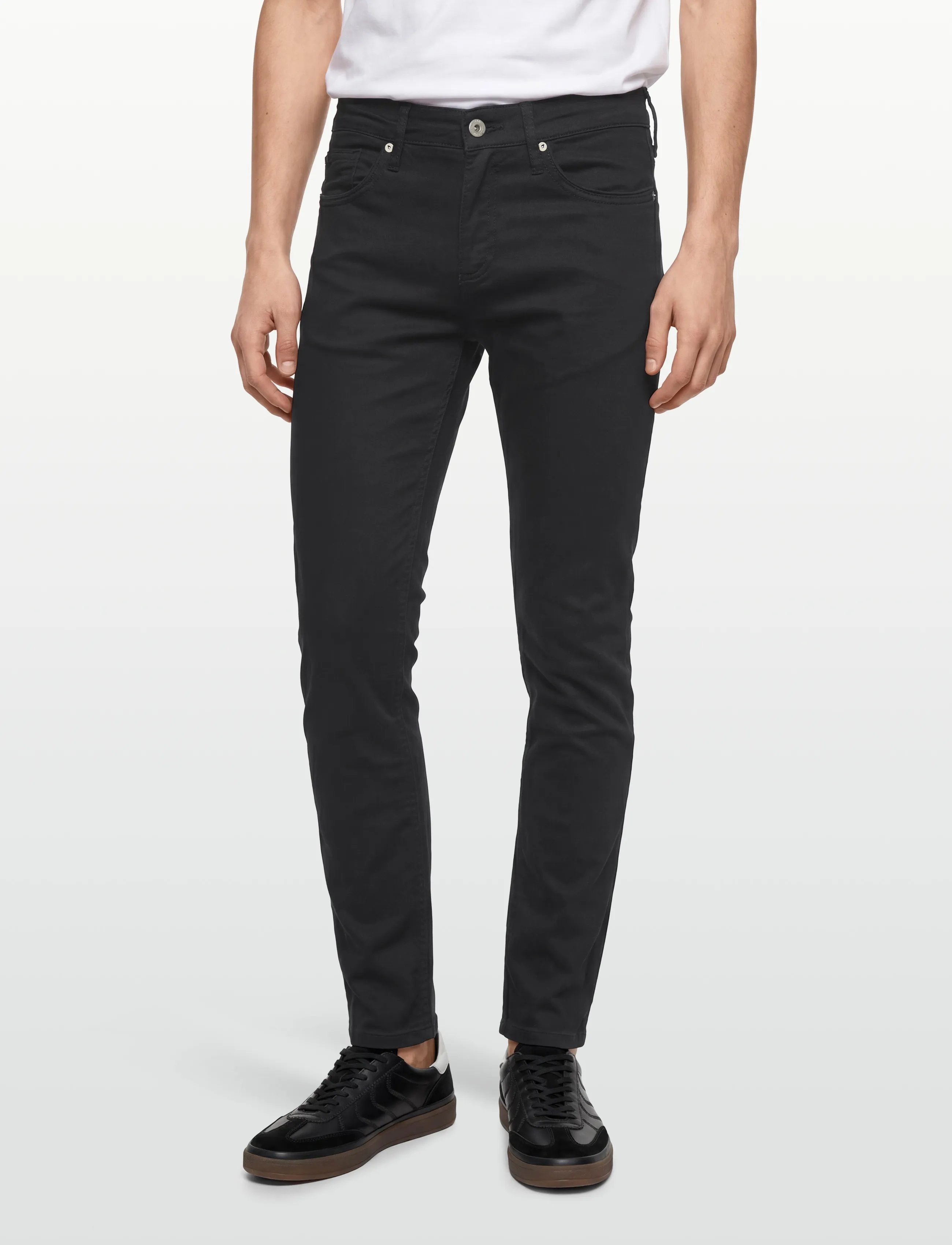 Lindbergh Black - 1927: Superflex 5 pocket cashmere touch pants - kitsad teksad - black - 3
