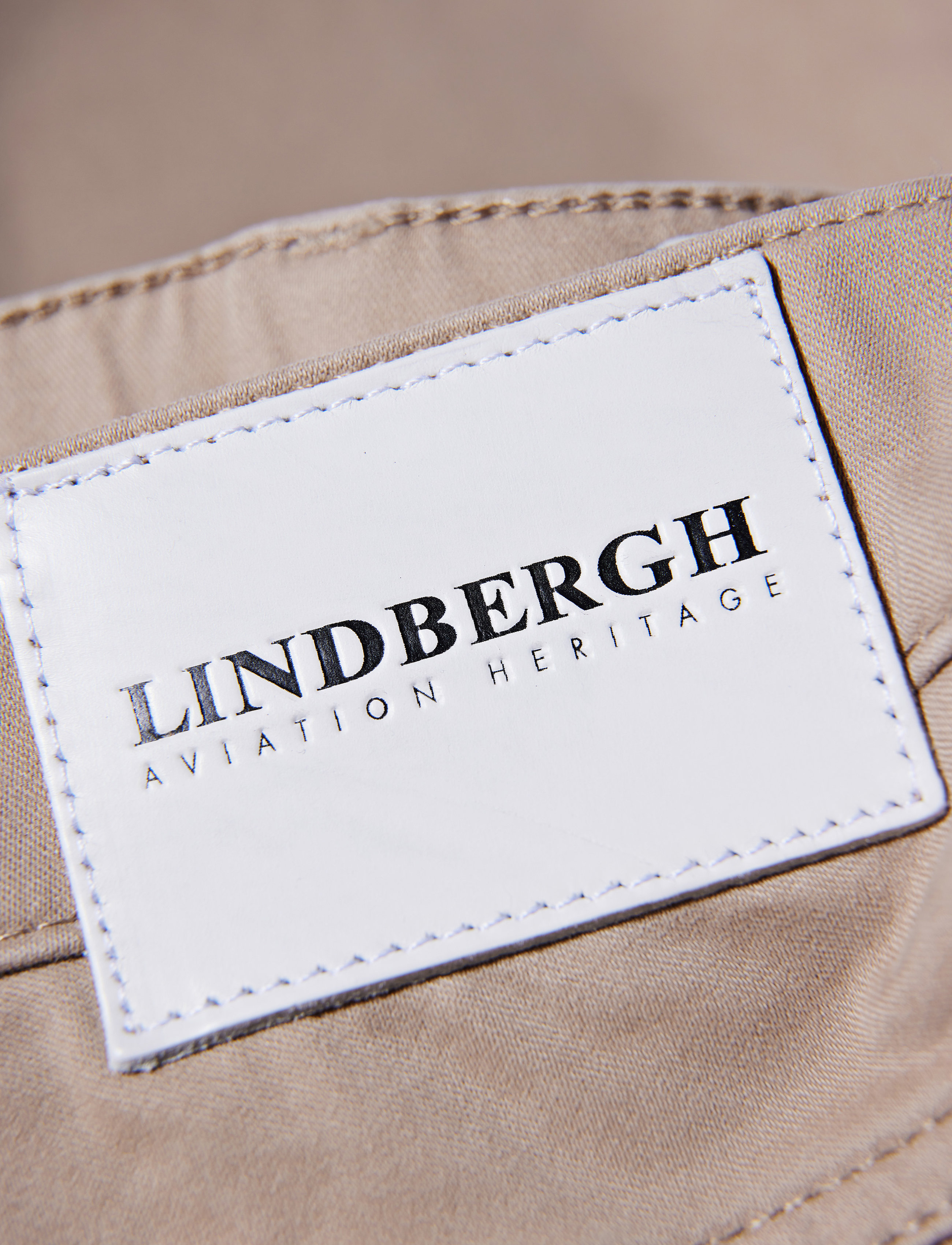 Lindbergh Black 1927: Superflex 5 Pocket Cashmere Touch Pants tapered jeans herr – bild 9
