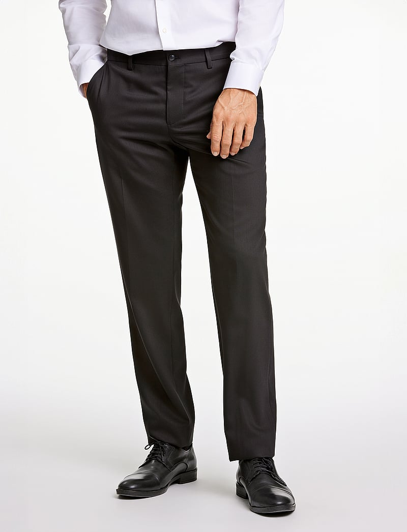 Lindbergh Black - Technical stretch pants - combi sui - habitbukser - black - 0