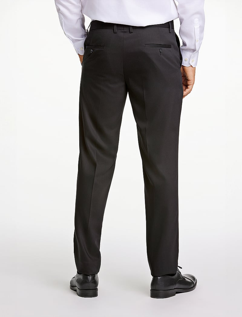 Lindbergh Black - Technical stretch pants - combi sui - habitbukser - black - 3