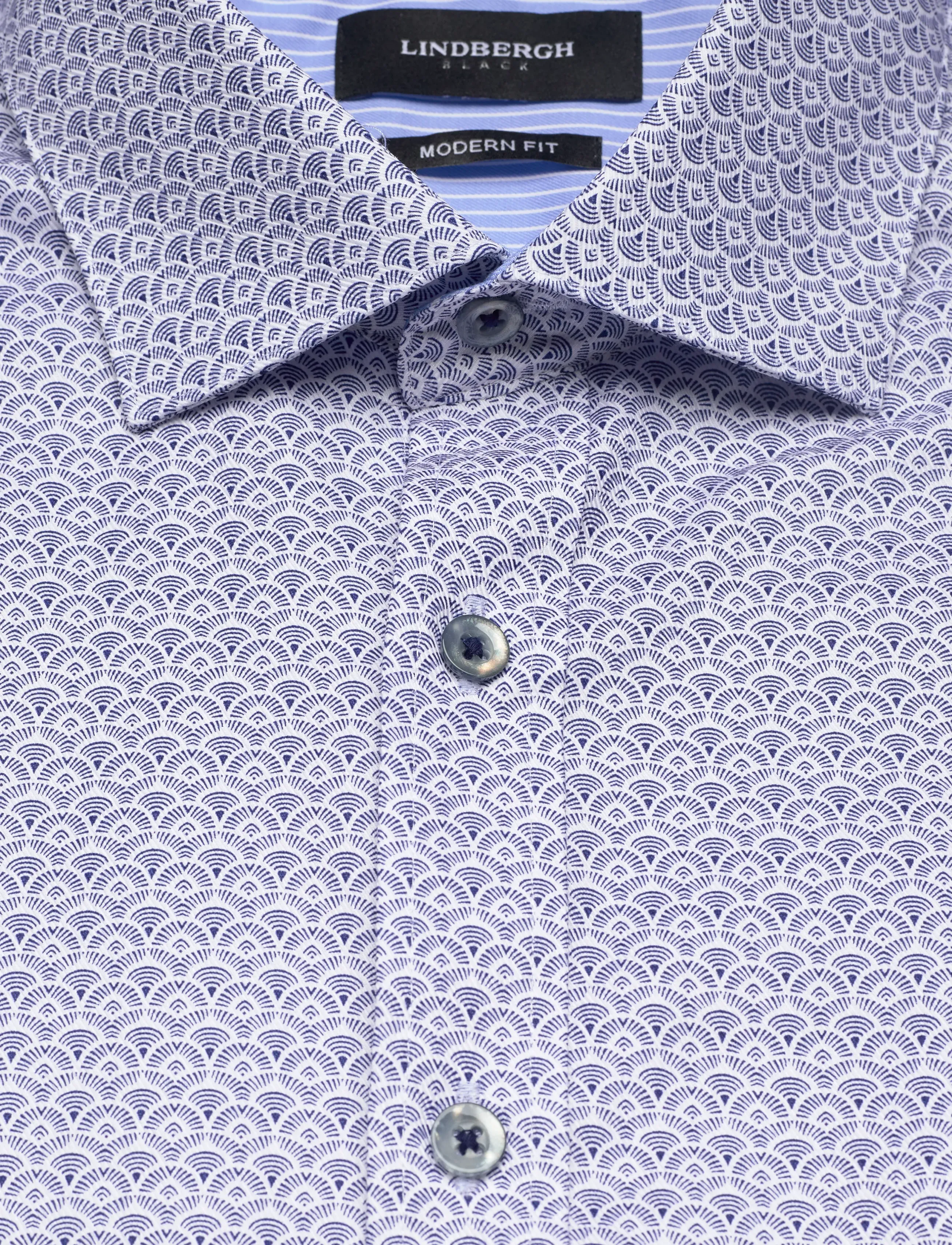 Lindbergh Black - AOP twill shirt L/S - mønstrede skjorter - blue - 5