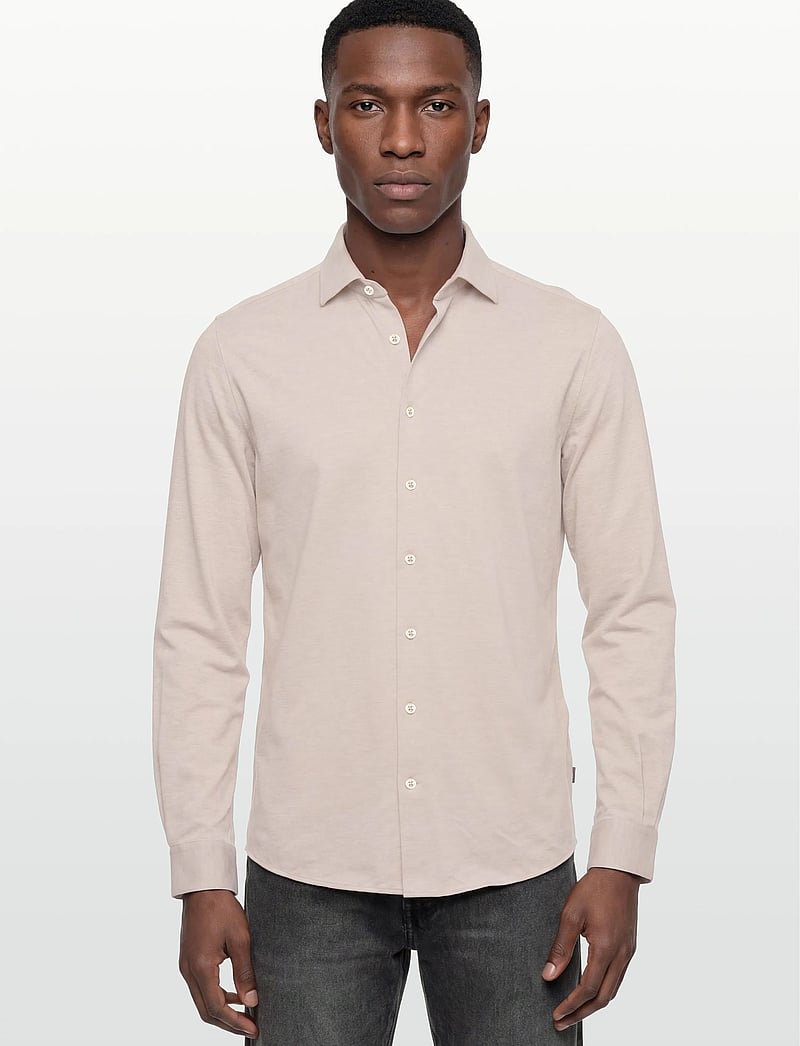 Lindbergh Black - Superflex knitted shirt L/S - vabaajasärgid - lt sand mel - 3