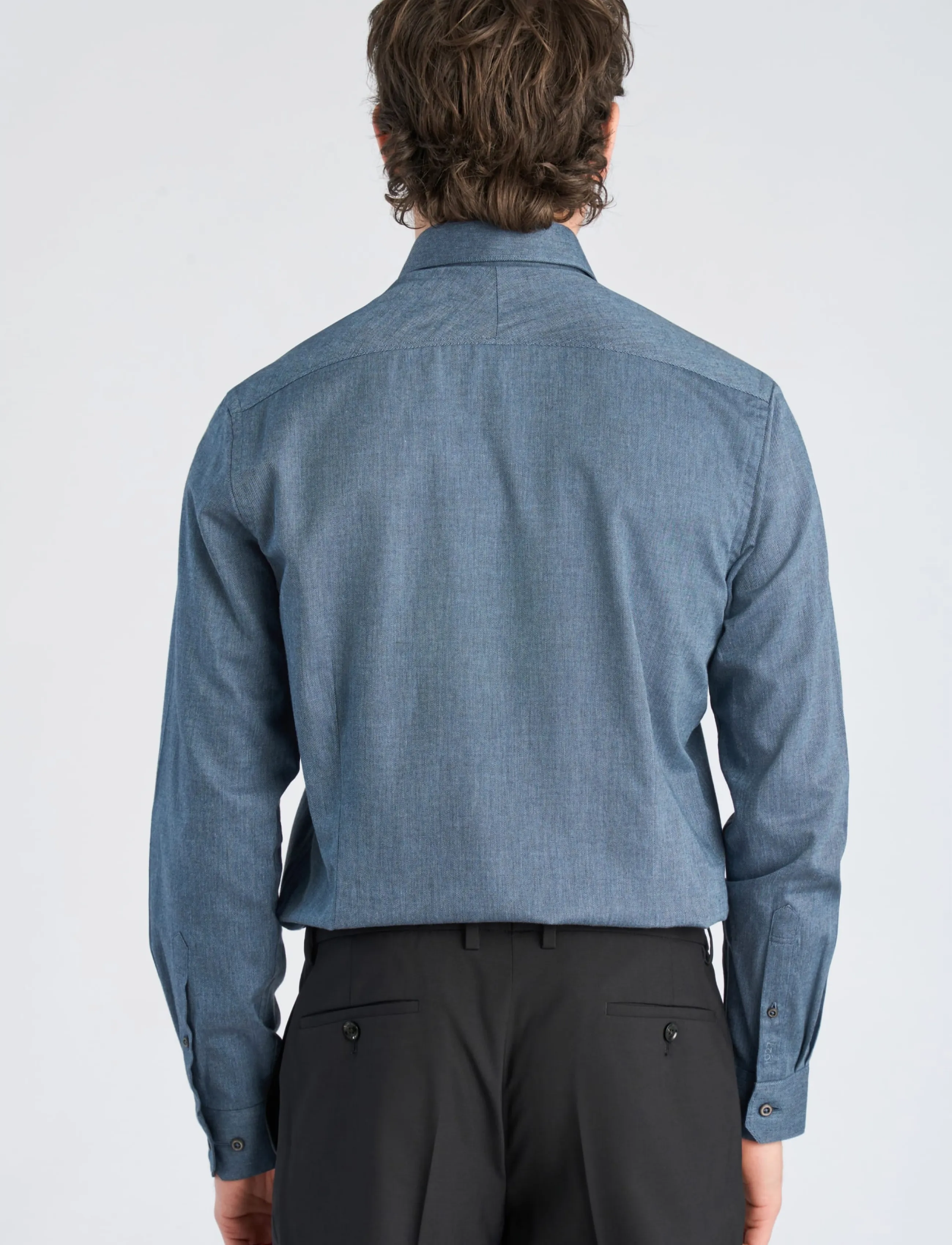 Lindbergh Black - 1927: Cashmere touch soft collar shirt WF L/S - formelle hemden - mid blue mel - 4