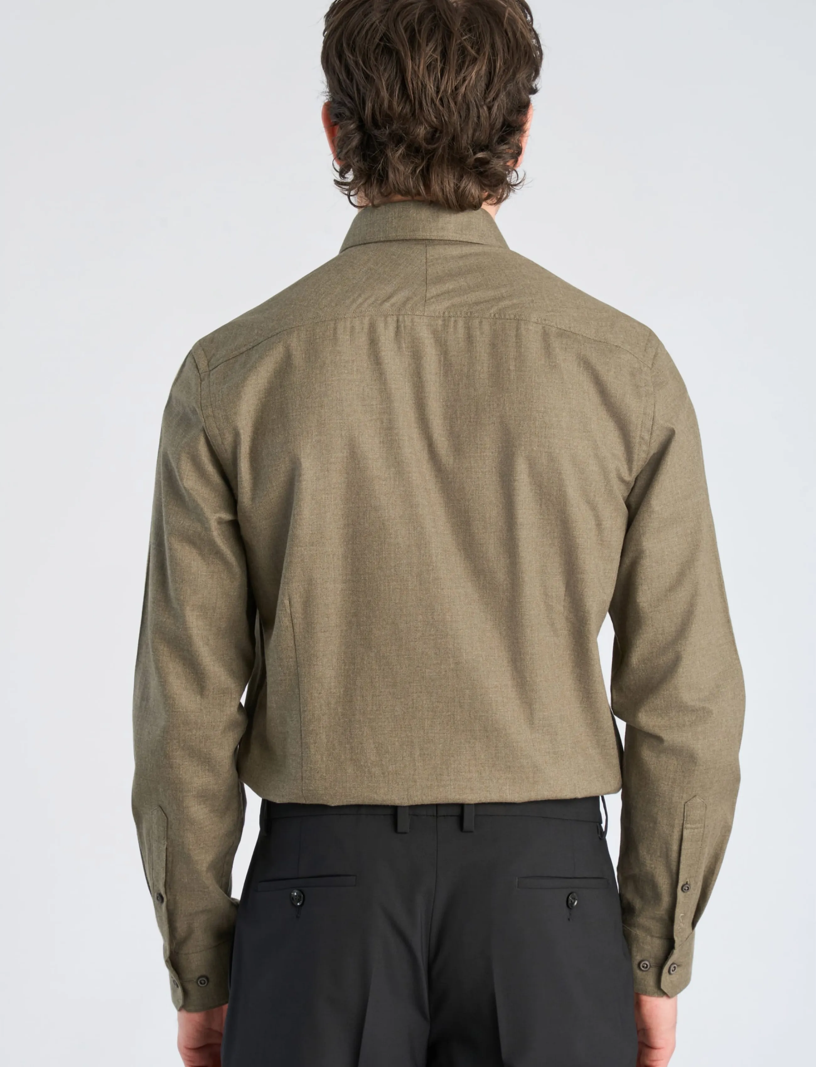 Lindbergh Black - 1927: Cashmere touch soft collar shirt WF L/S - kostymskjortor - olive mel - 4