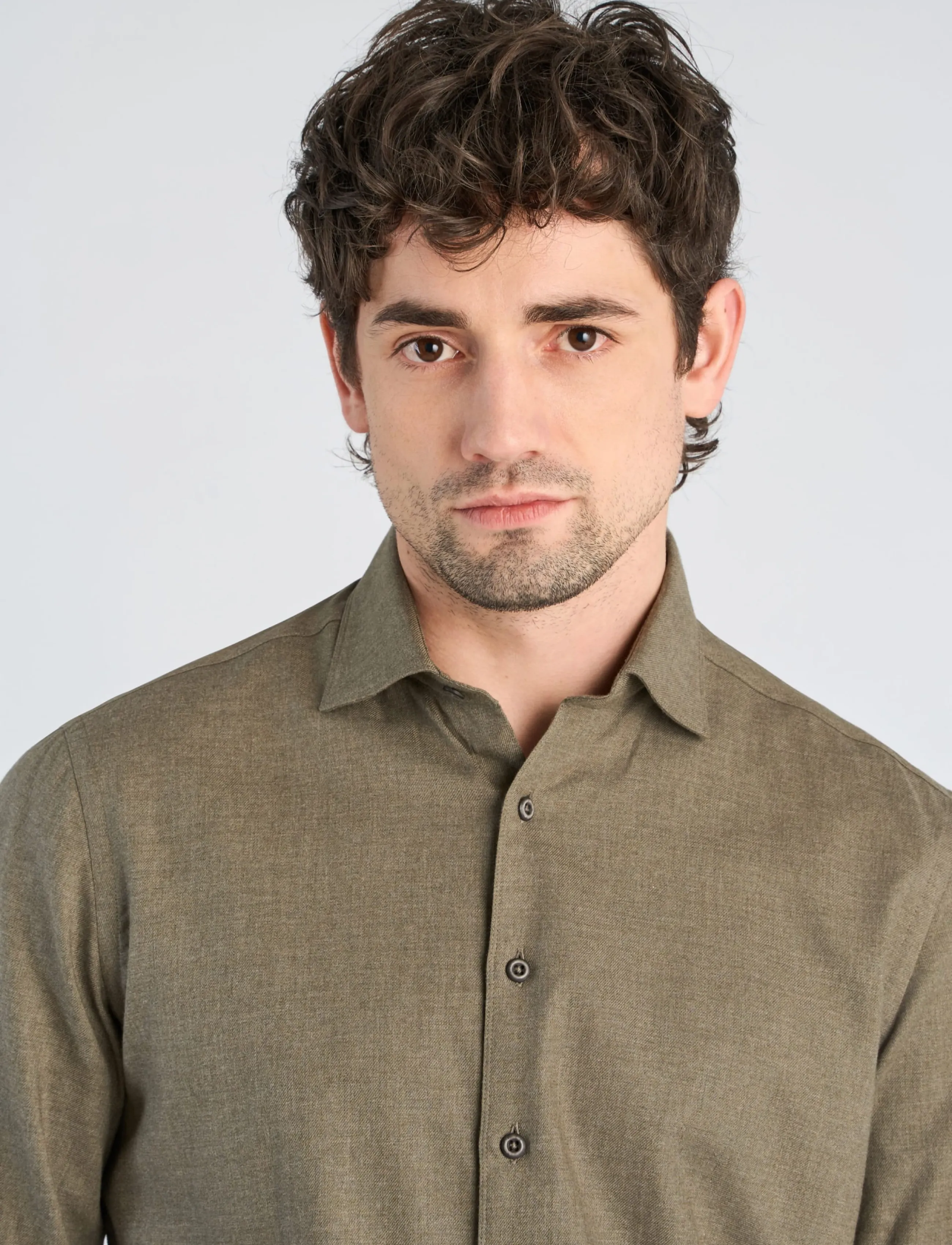 Lindbergh Black - 1927: Cashmere touch soft collar shirt WF L/S - kostymskjortor - olive mel - 5