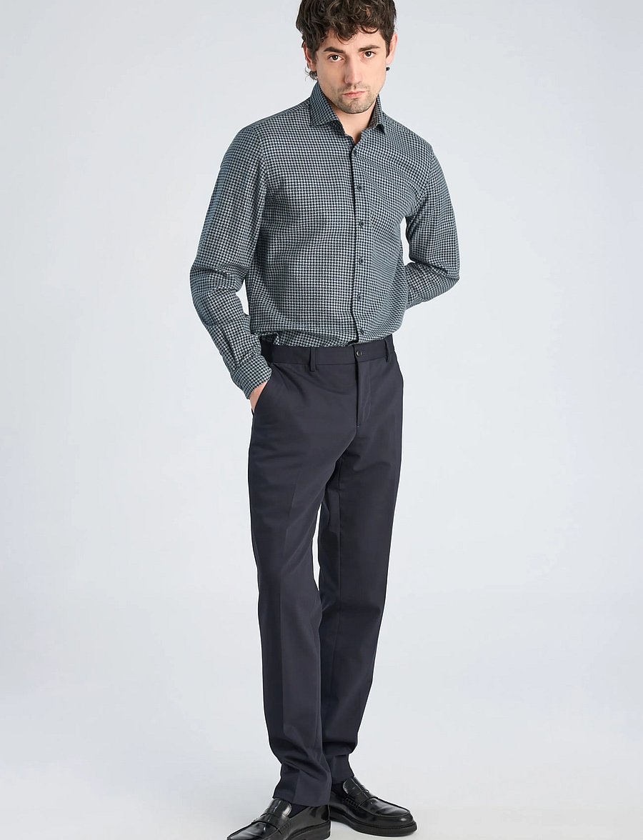 Lindbergh Black - 1927: Cashmere touch twilll AOP shirt WF L/S - kostymskjortor - navy - 0