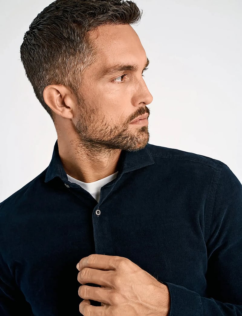 Lindbergh Black - ?1927: Cashmere touch corduroy shi - velvet särgid - navy - 3