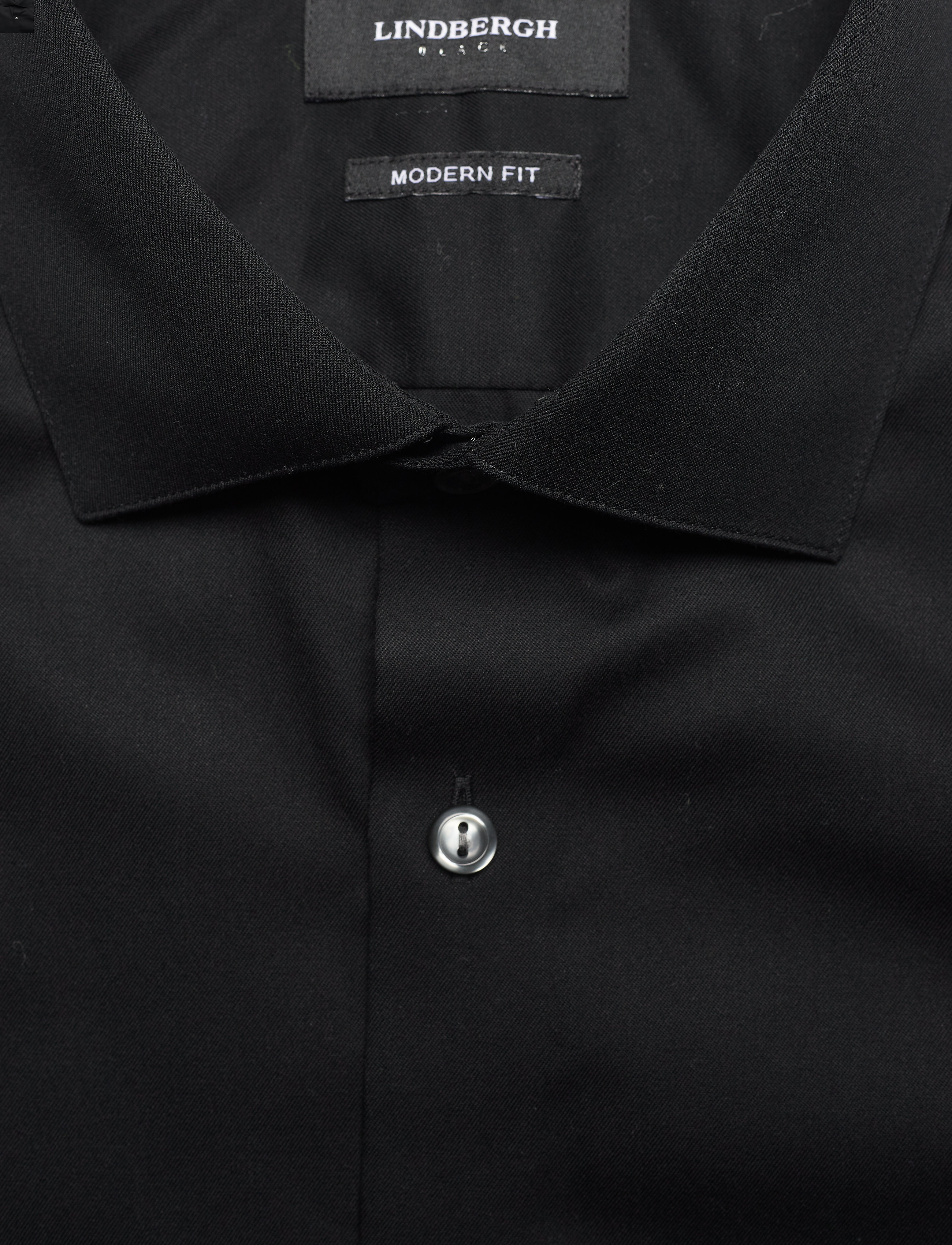Lindbergh Black - Technical :Cut away collar, tailor fit cotton shirt, WF LS - formelle hemden - black - 3