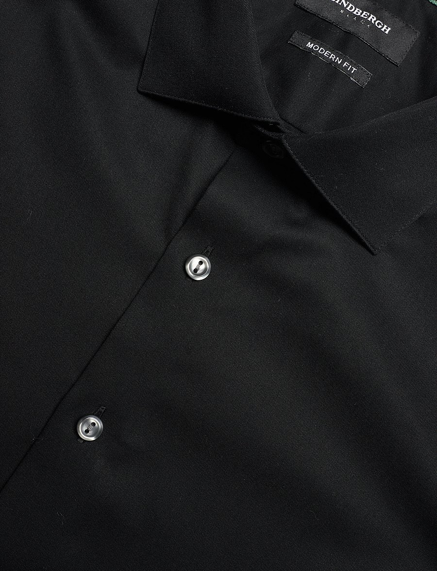 Lindbergh Black - Technical :Cut away collar, tailor fit cotton shirt, WF LS - formelle skjorter - black - 4