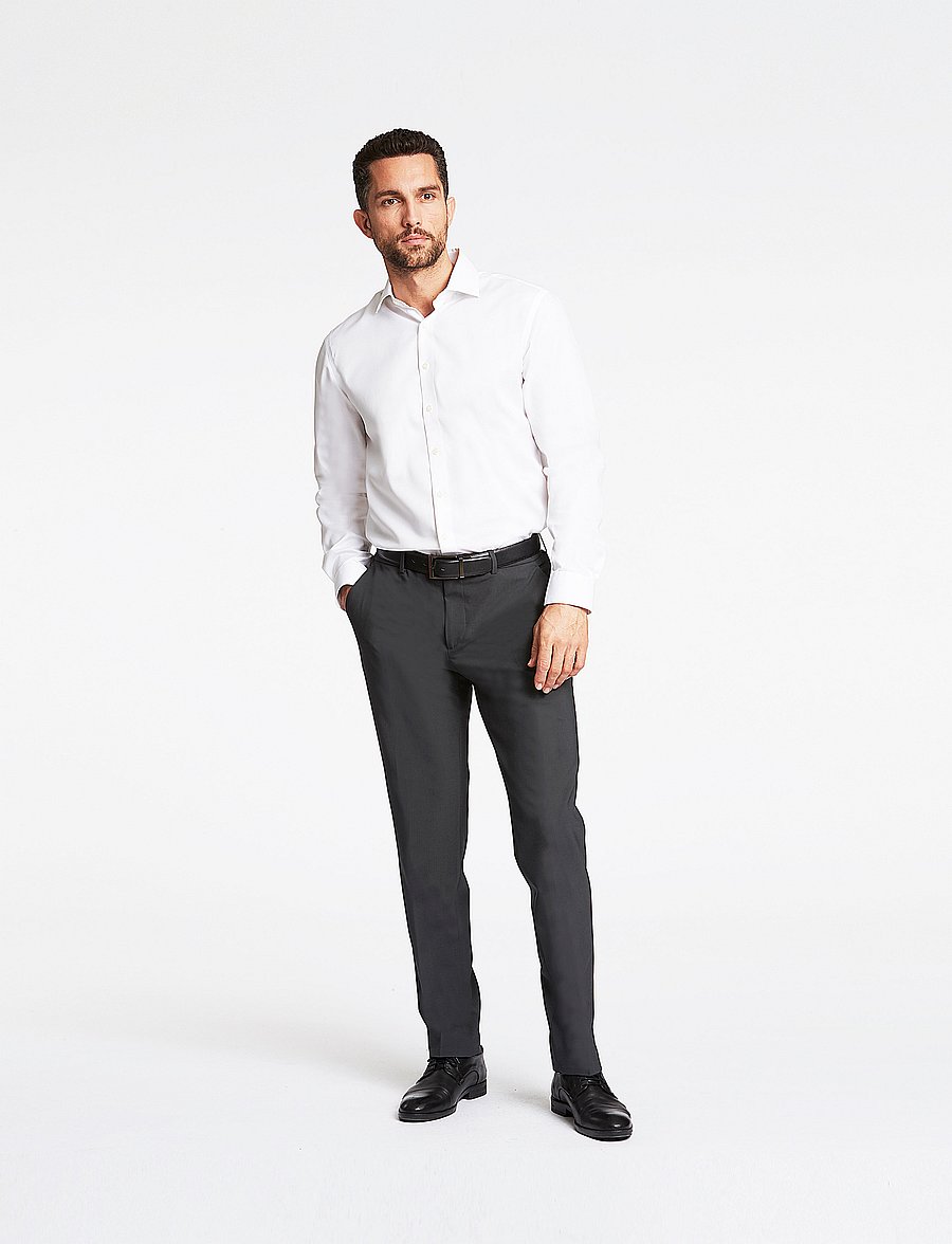 Lindbergh Black - Technical :Cut away collar, tailor fit cotton shirt, WF LS - formal shirts - white - 0