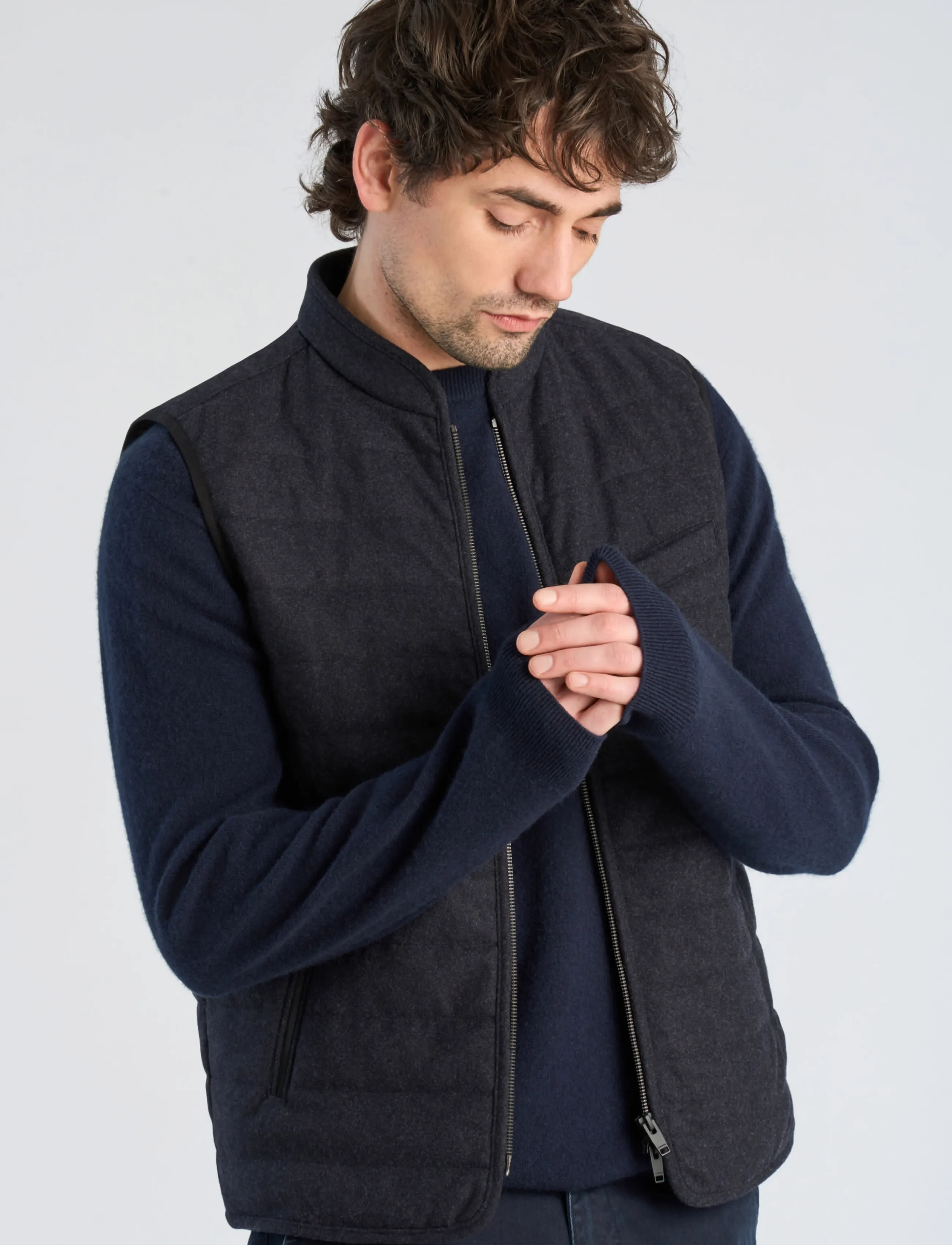 Lindbergh Black - Light padded zip through vest - navy mel - 3