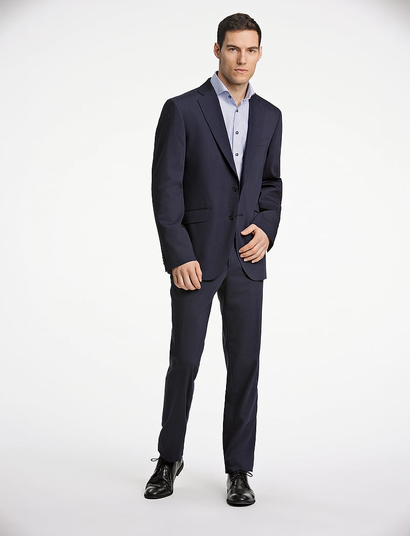 Lindbergh Black - Technical stretch blazer - combi suit - enkelknäppta kavajer - navy - 4