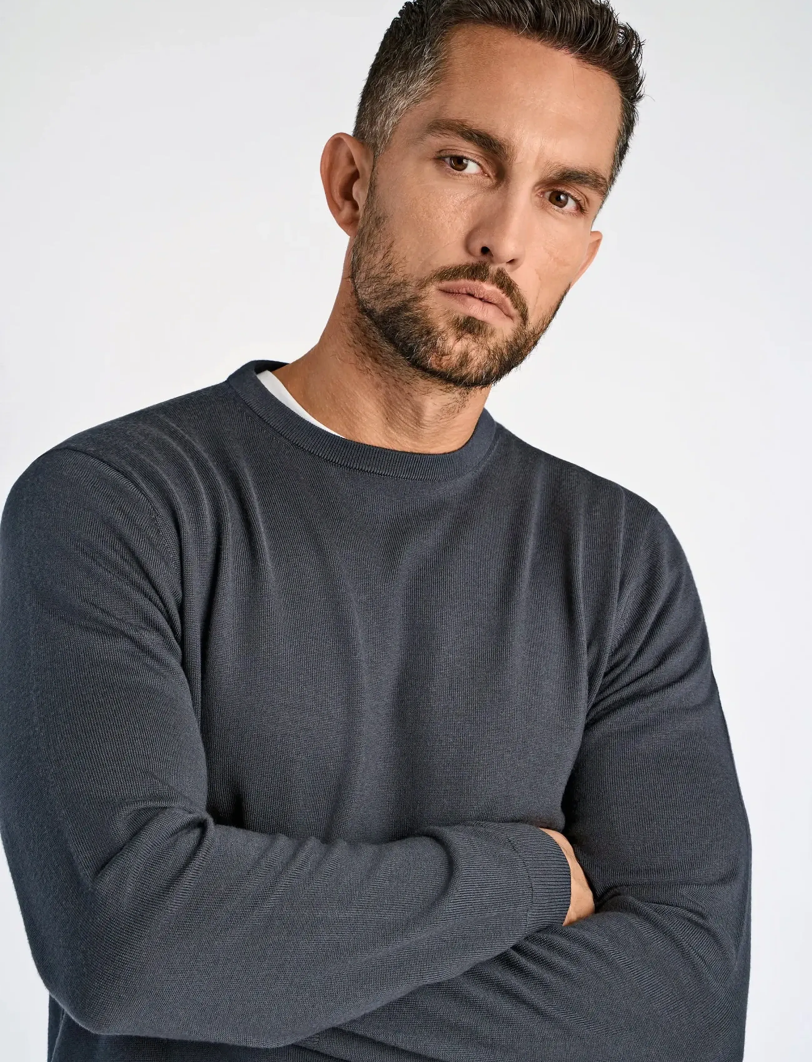 Lindbergh Black - 100 % merino crew neck knit - rund hals - asphalt grey - 3