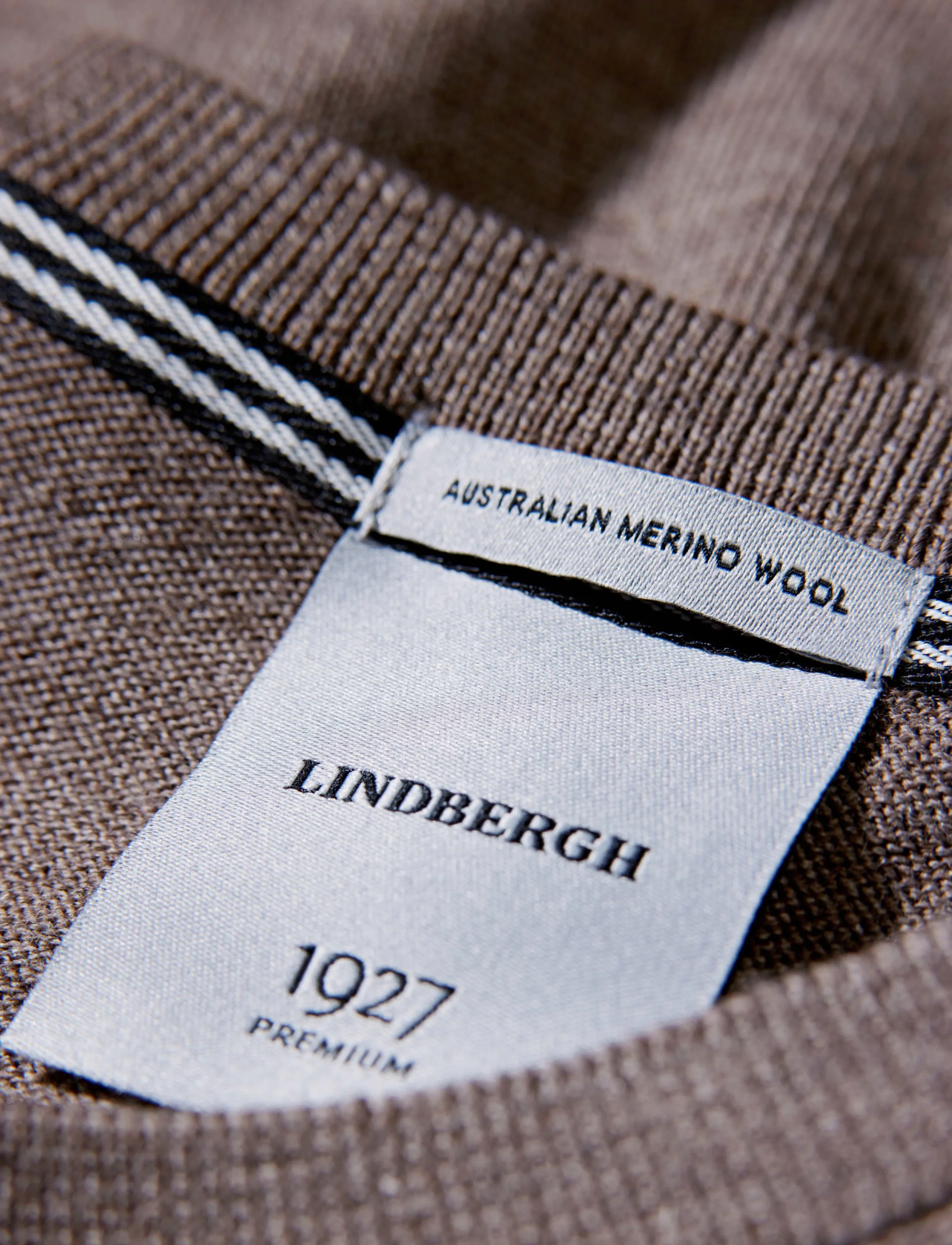 Lindbergh Black - 100 % merino crew neck knit - rundhals - dk sand mel - 5