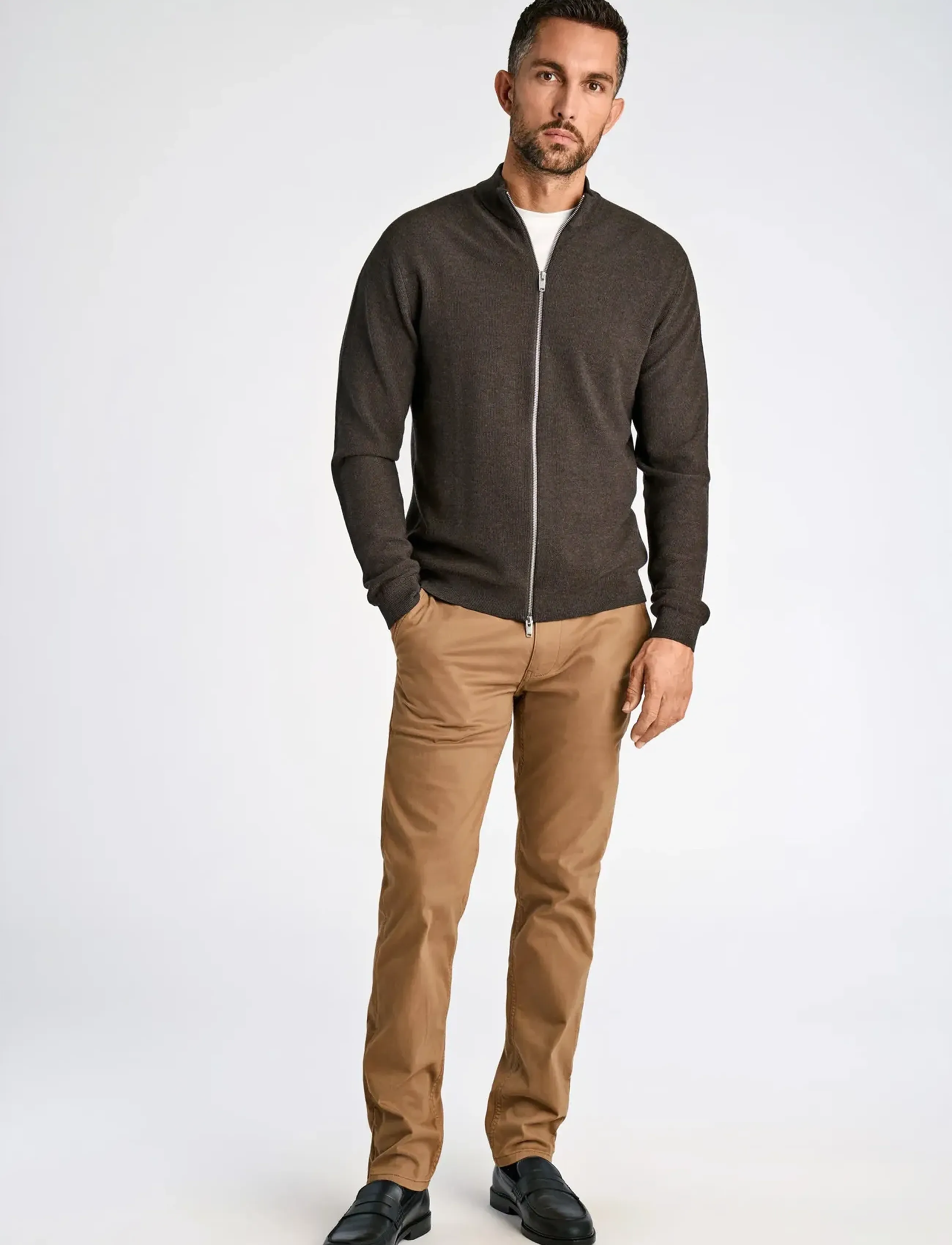 Lindbergh Black 100% merino zip through knit - Säsongens färger - DK BROWN MEL / brown