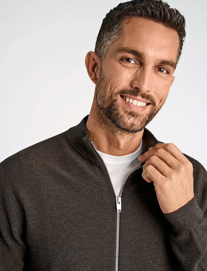 Lindbergh Black - 100% merino zip through knit - pulls zippés - dk brown mel - 3