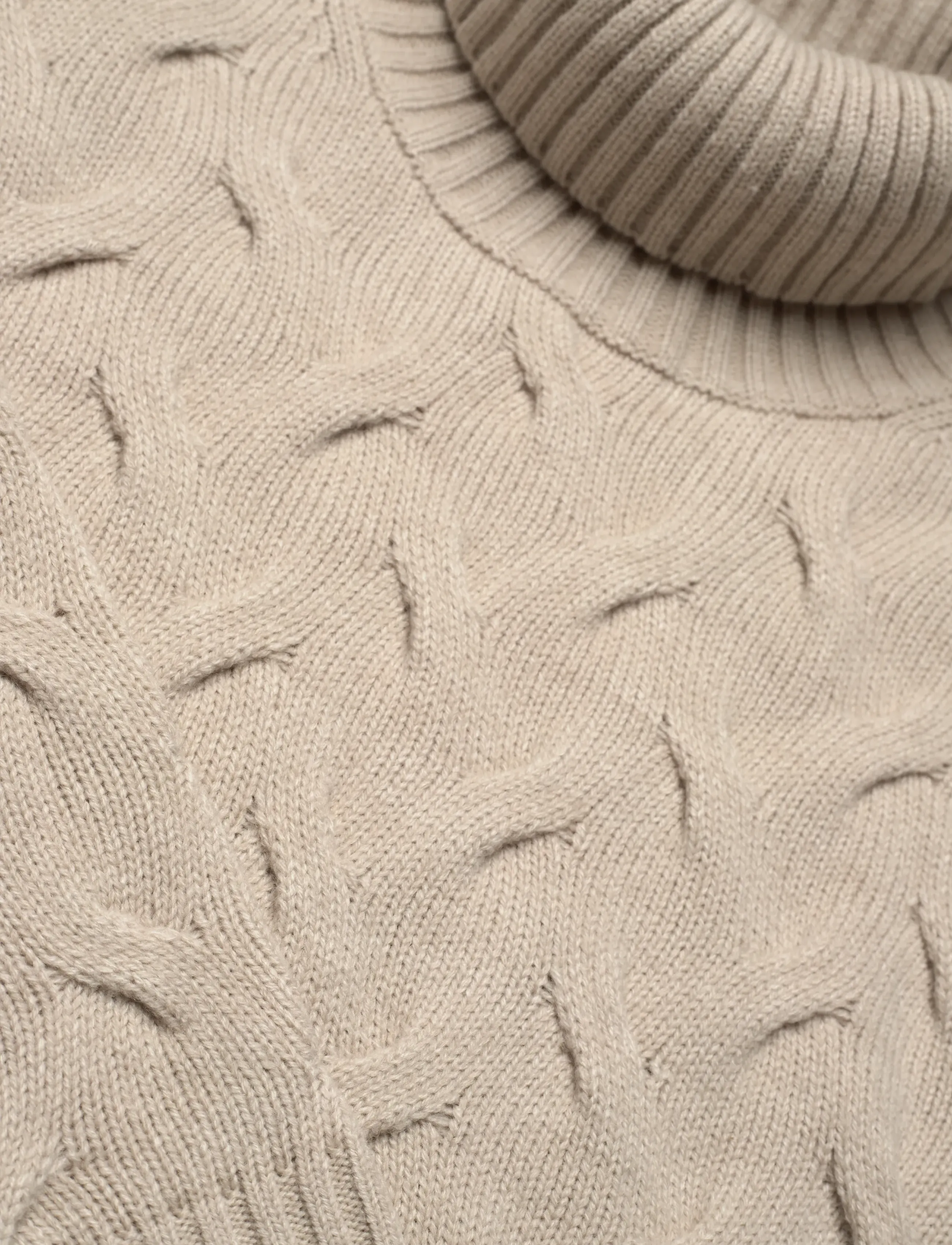 Lindbergh Black - 1927 Merino blend texture roll neck - rollkragen - off white mel - 2