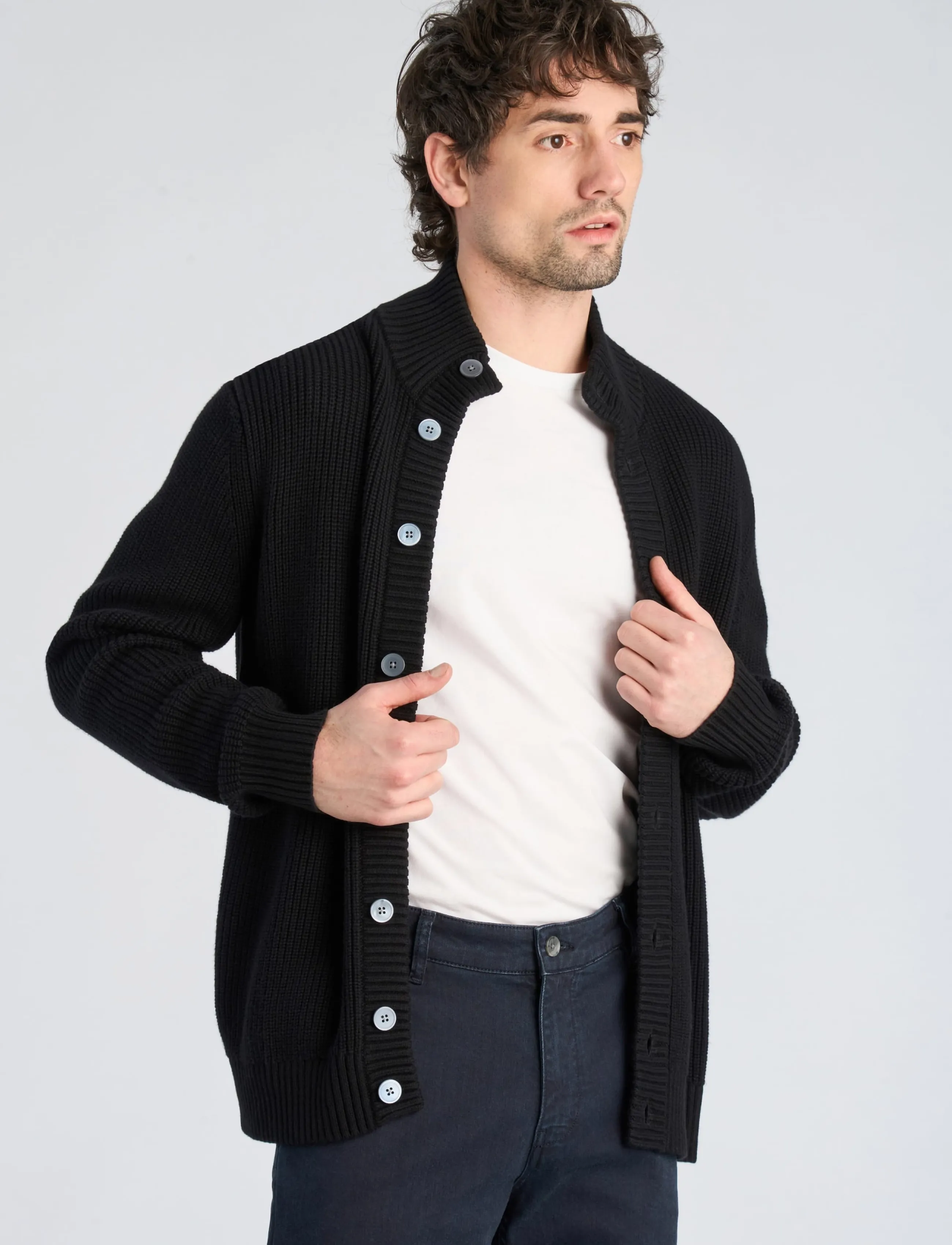 Lindbergh Black - 1927: Merino blend button through cardigan - strickjacken - black - 3