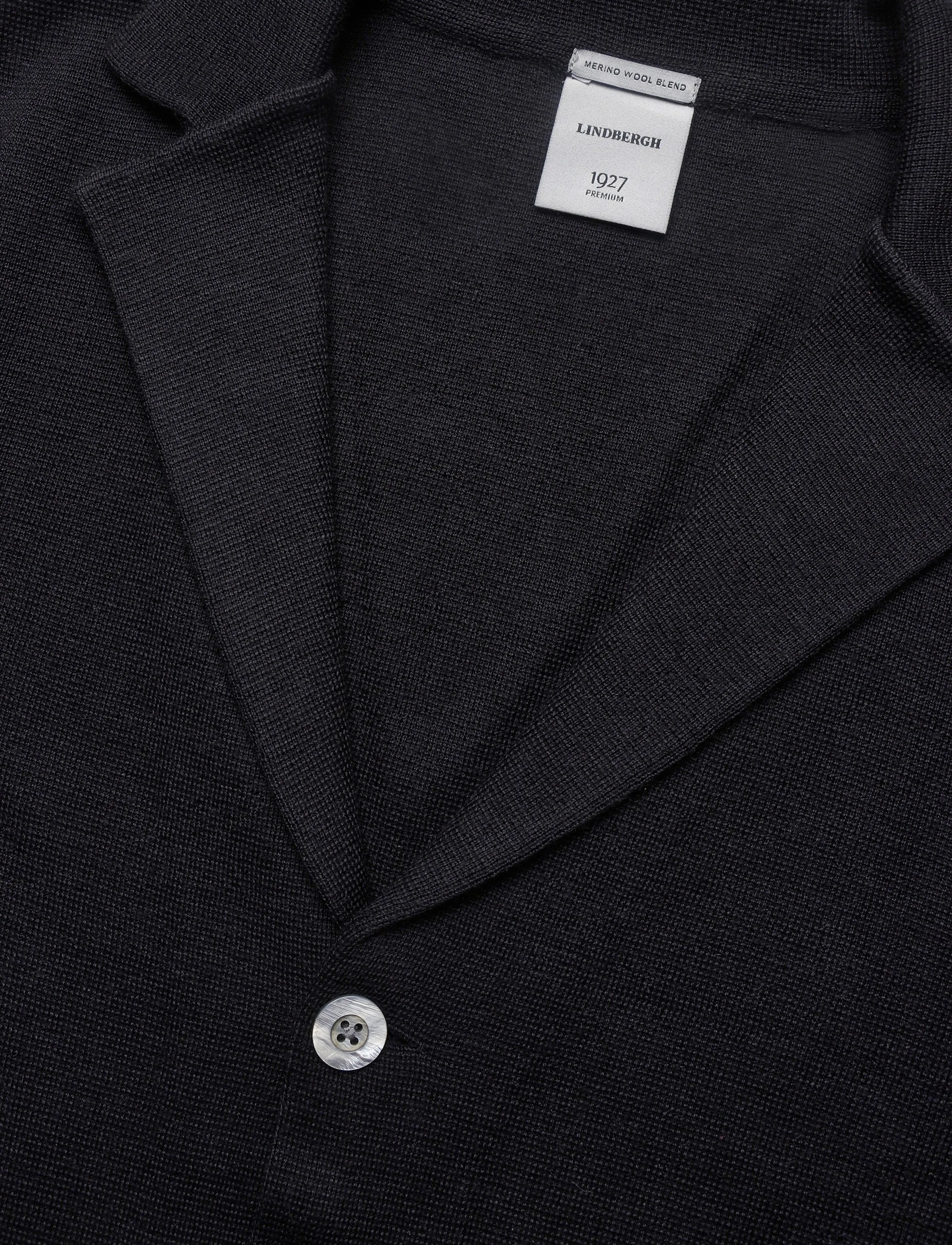 Lindbergh Black - 1927: Merino blend knitted blazer - einreiher - dk navy - 2