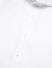 Lindbergh Black - Technical concealer shirt L/S - tavalised t-särgid - white - 5