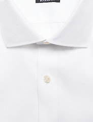 Lindbergh Black - Plain fine twill shirt, WF LS - peruskauluspaidat - white - 3