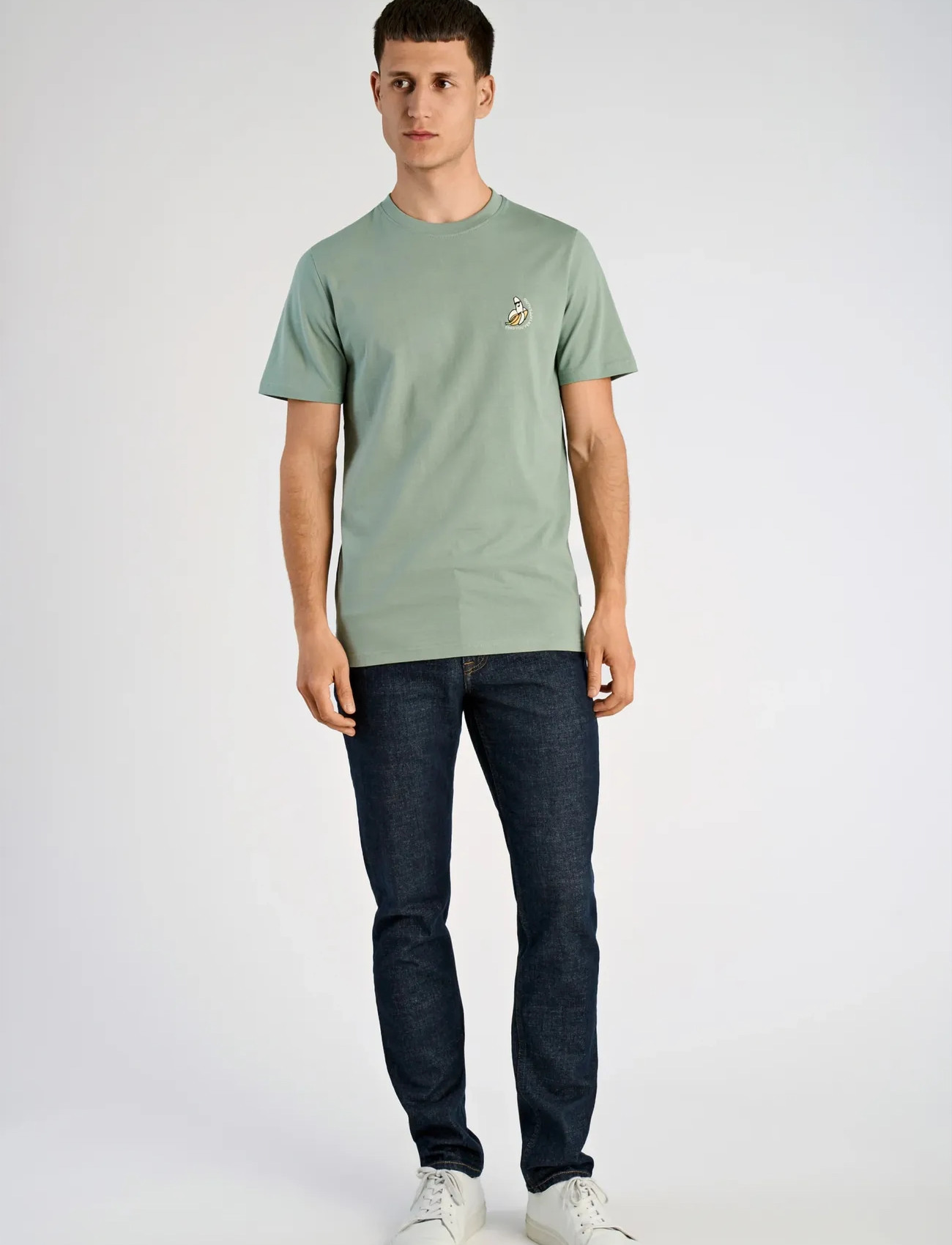 Lindbergh Embroidery Tee S/S - Black - S 2