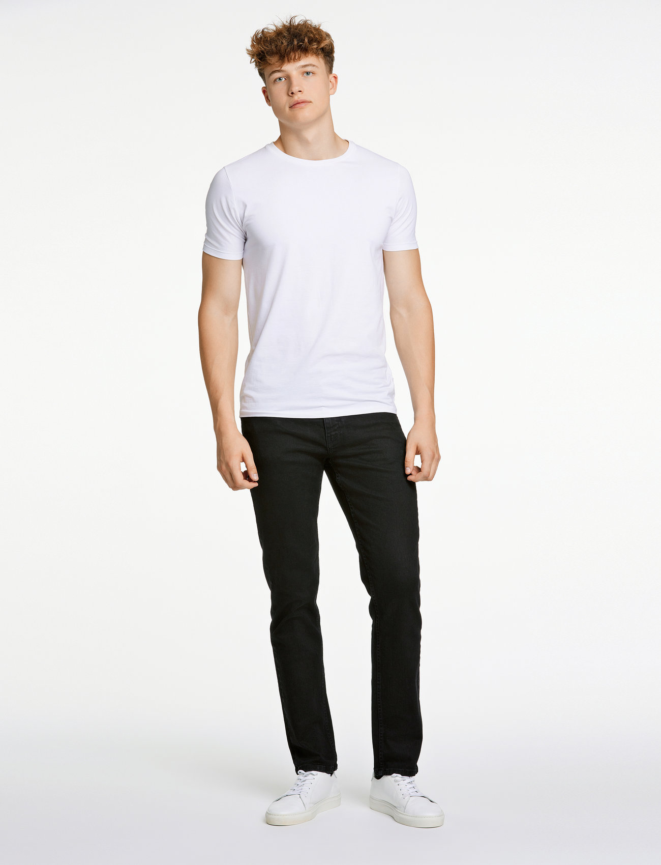 Lindbergh - Tapered Fit Superflex Jeans - slim fit jeans - cold black - 1