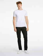 Lindbergh - Tapered Fit Superflex Jeans - slim jeans - cold black - 1