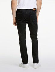 Lindbergh - Tapered Fit Superflex Jeans - slim fit -farkut - cold black - 4