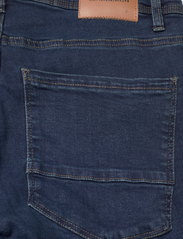 Lindbergh - Tapered Fit Superflex Jeans - džinsa bikses ar tievām starām - easy blue - 9