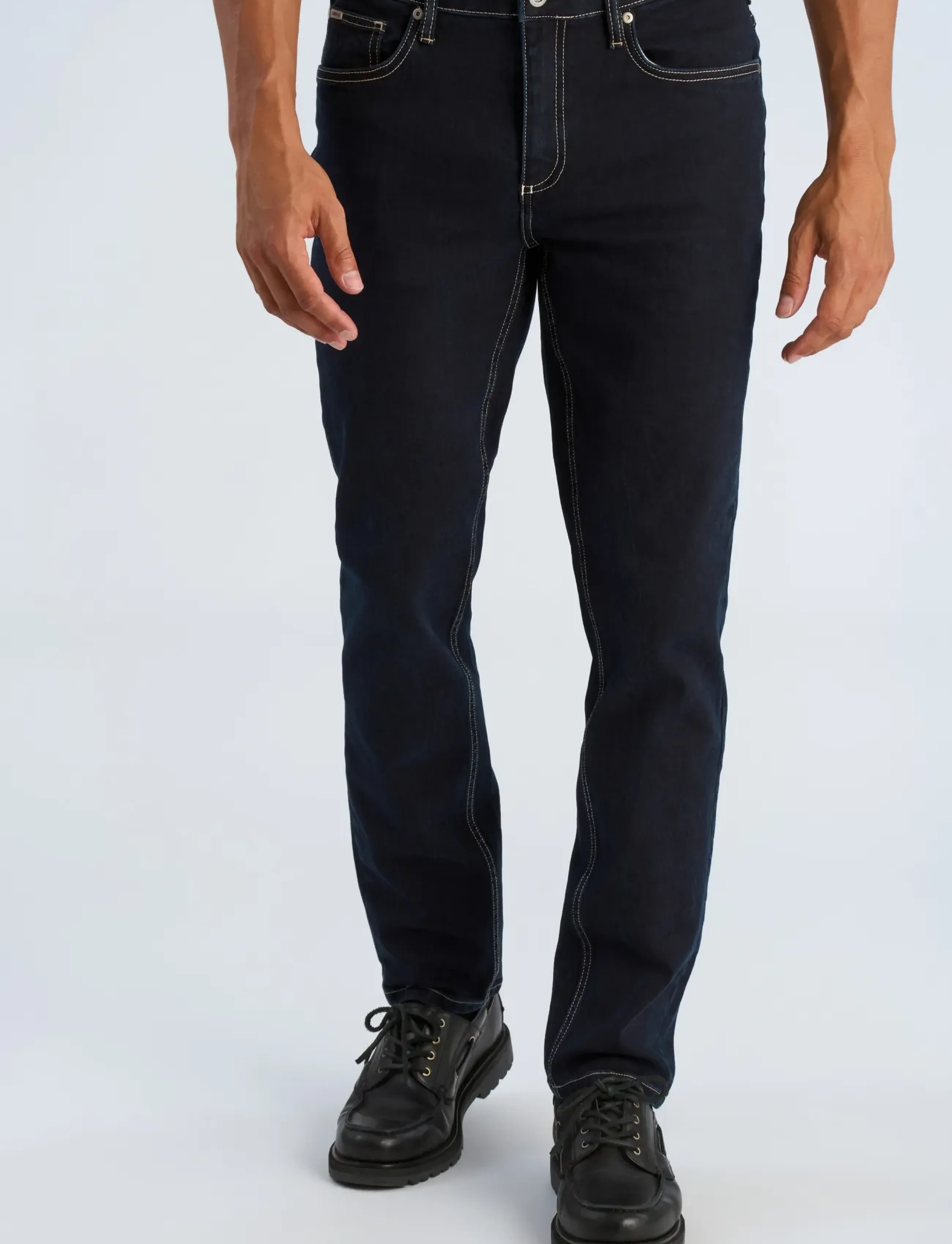 Lindbergh - Tapered fit jeans - trousers & jeans - dk blue - 3