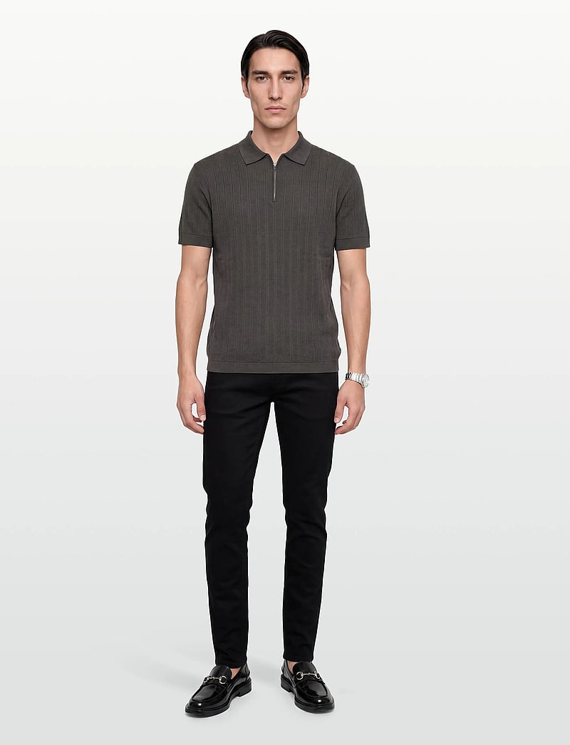 Lindbergh - Superflex jeans - tapered jeans - cold black - 0