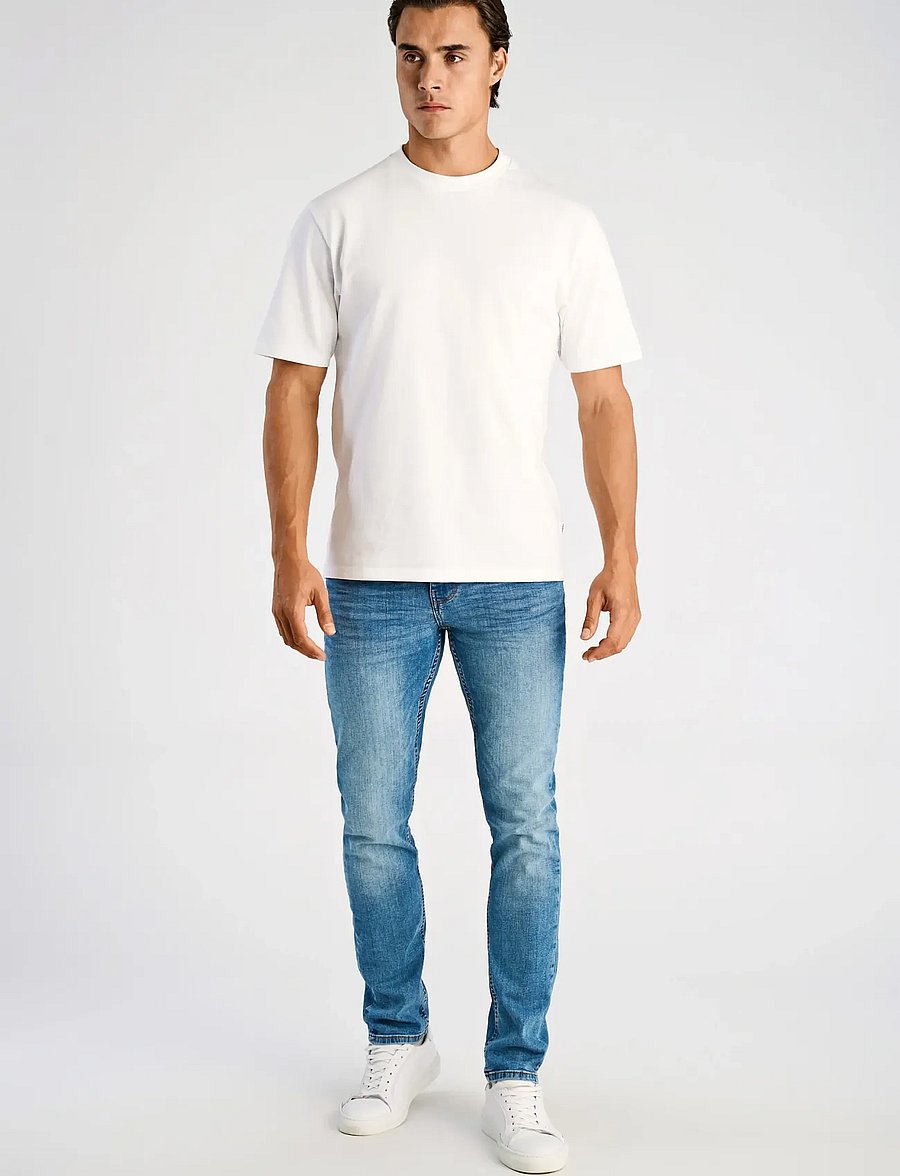Lindbergh - Superflex jeans - tapered jeans - pale blue - 0