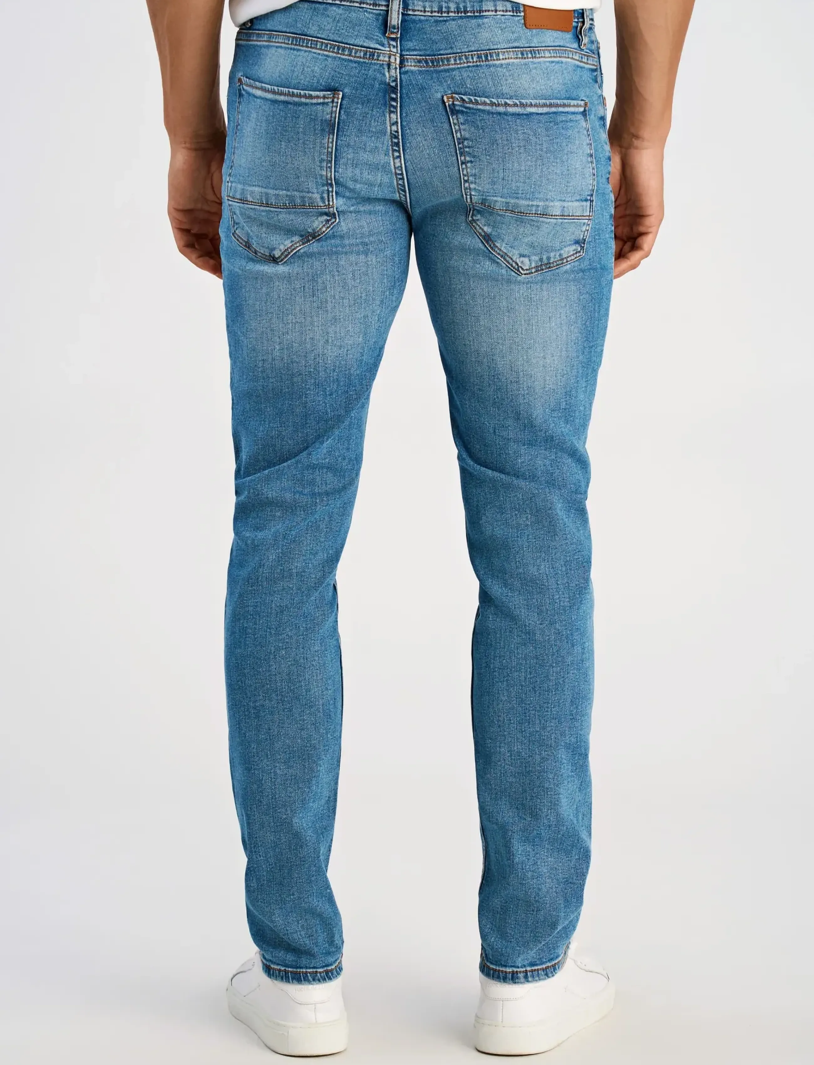 Lindbergh - Superflex jeans - tapered-lõikega teksad - pale blue - 4