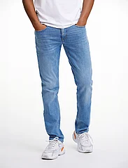 Lindbergh - Tapered Fit Superflex Jeans - nordic style - pale blue - 0