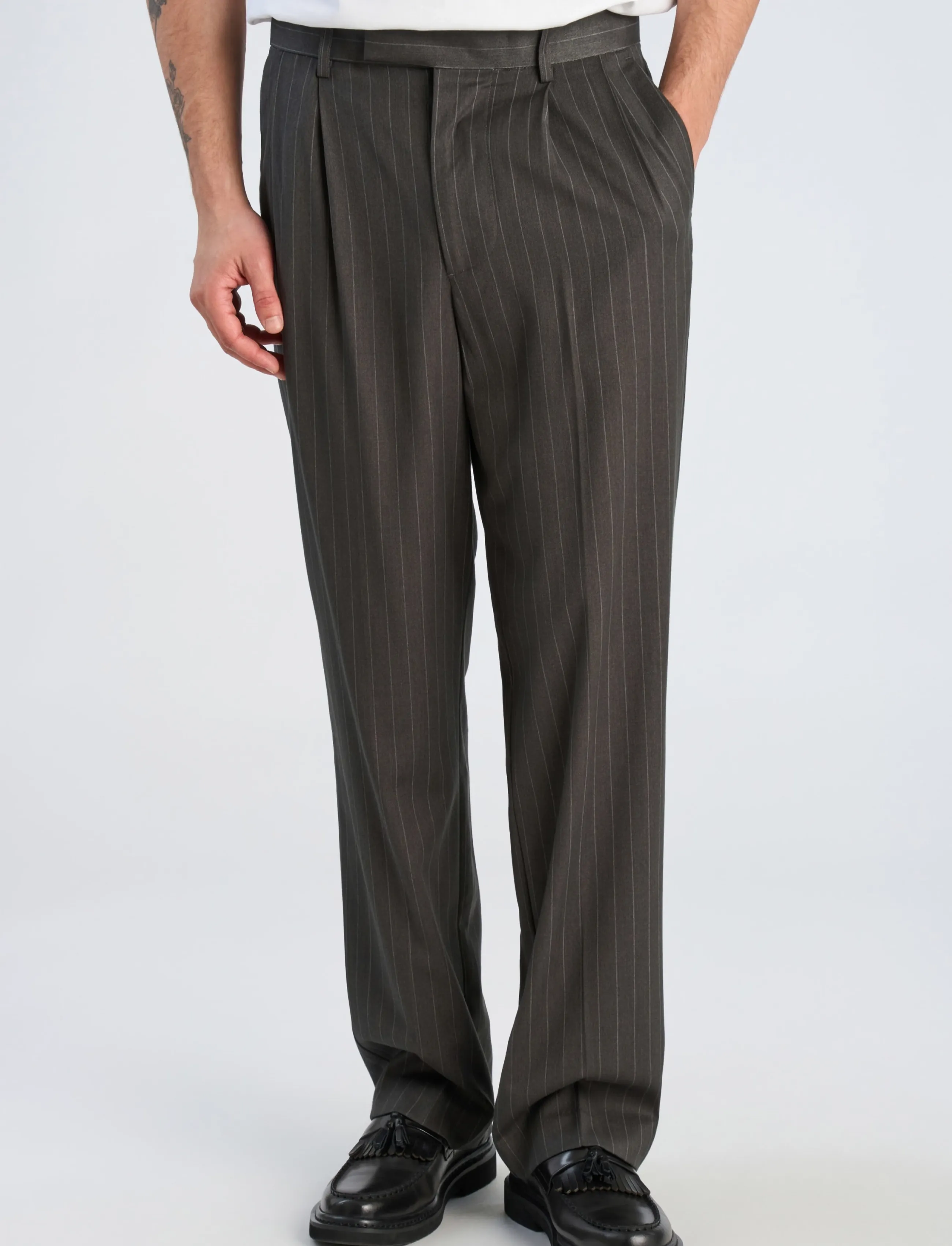 Lindbergh - Striped pleated wide fit pants - suit trousers - dk grey mel - 4