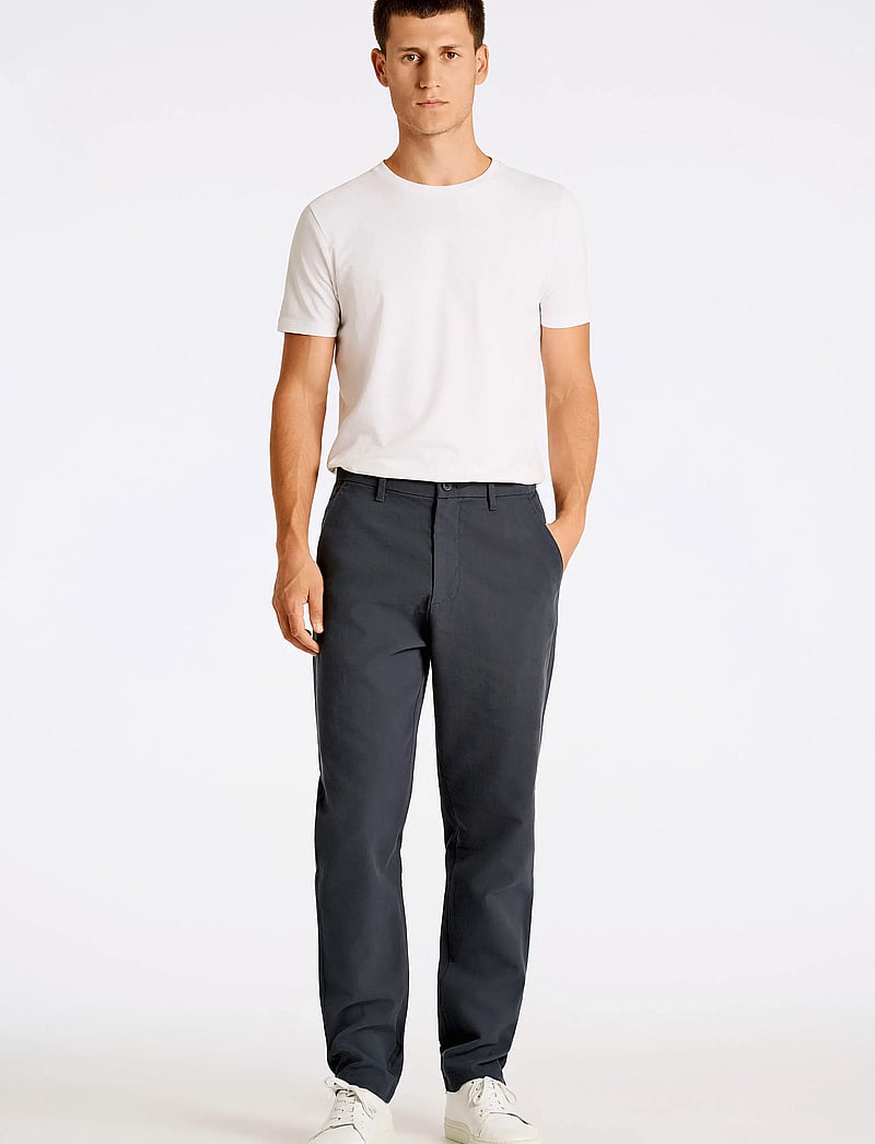 Lindbergh - Wide fit twill pants - chinos - navy - 4
