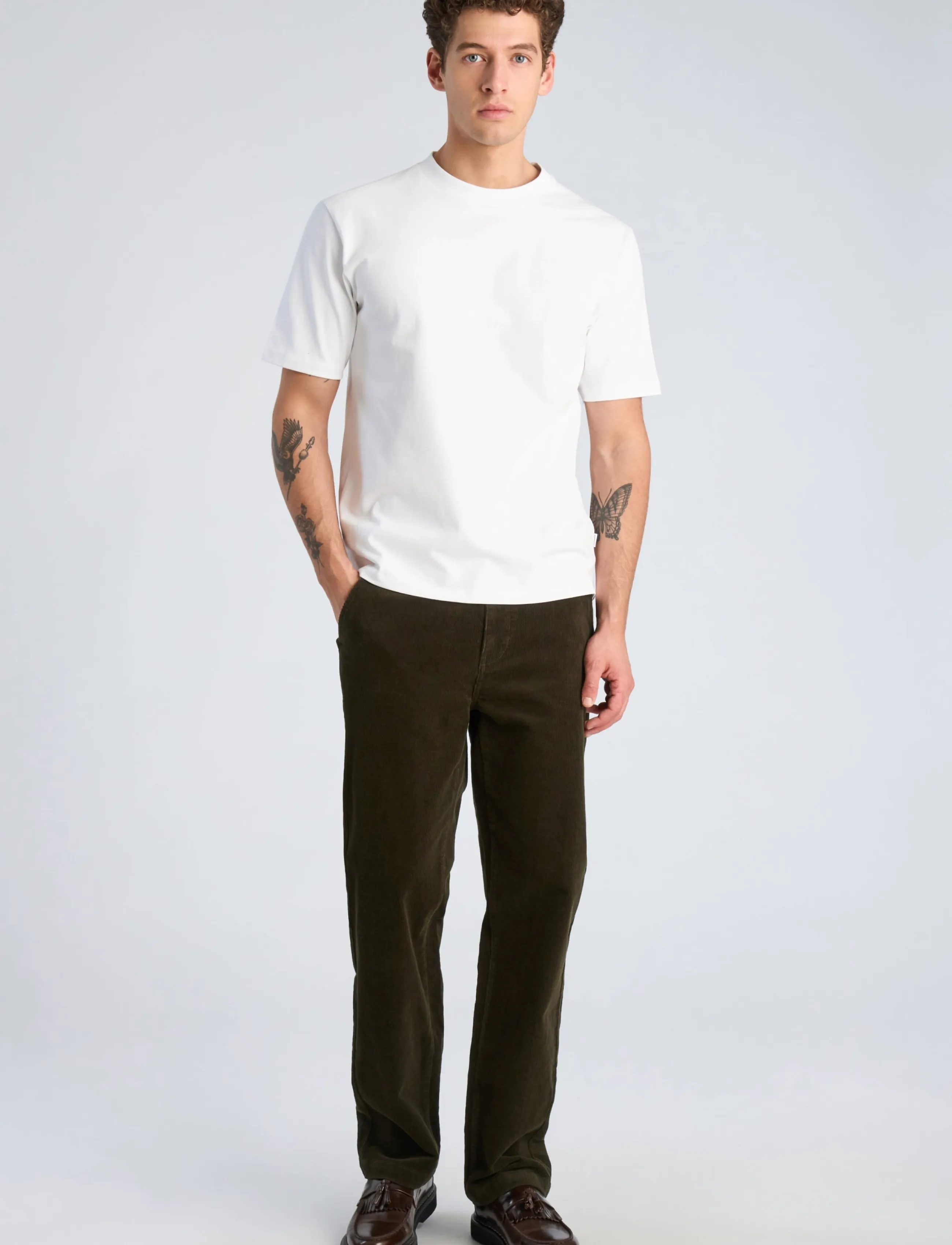 Lindbergh Superflex corduroy chino pants - Chinos - ARMY / khaki/green