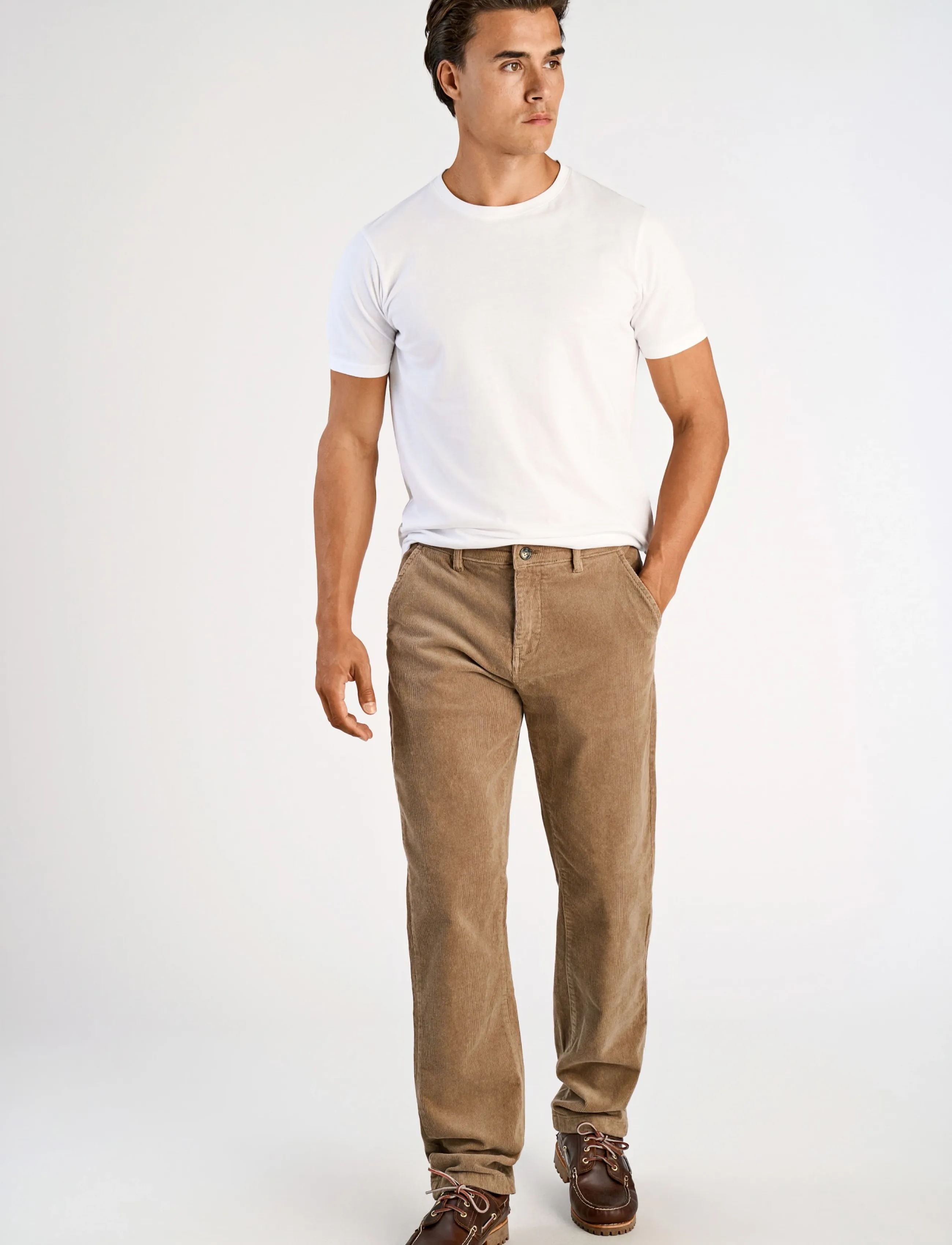 Lindbergh Superflex corduroy chino pants - Trousers - LT SAND / beige