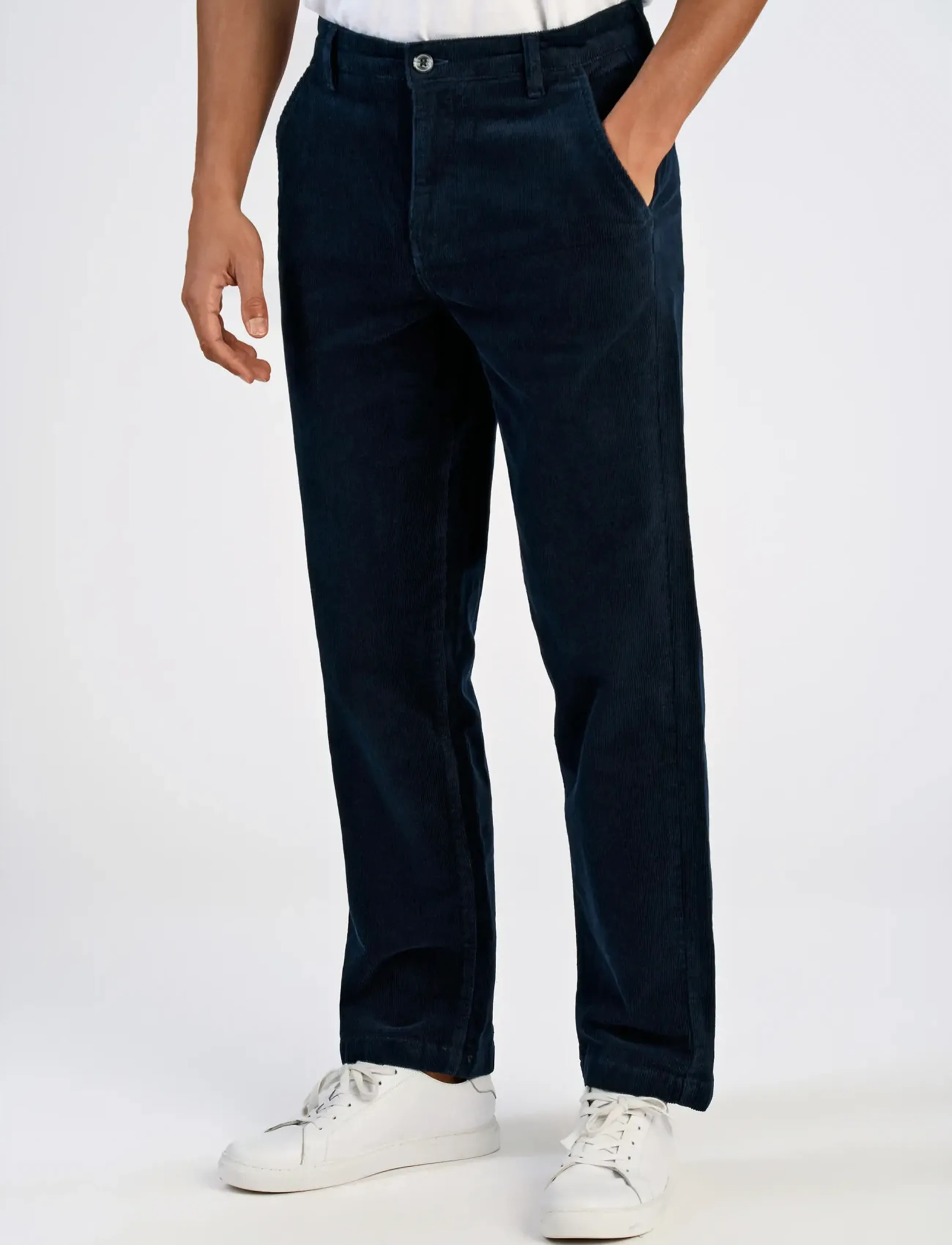 Lindbergh - Superflex corduroy chino pants - män - navy - 4