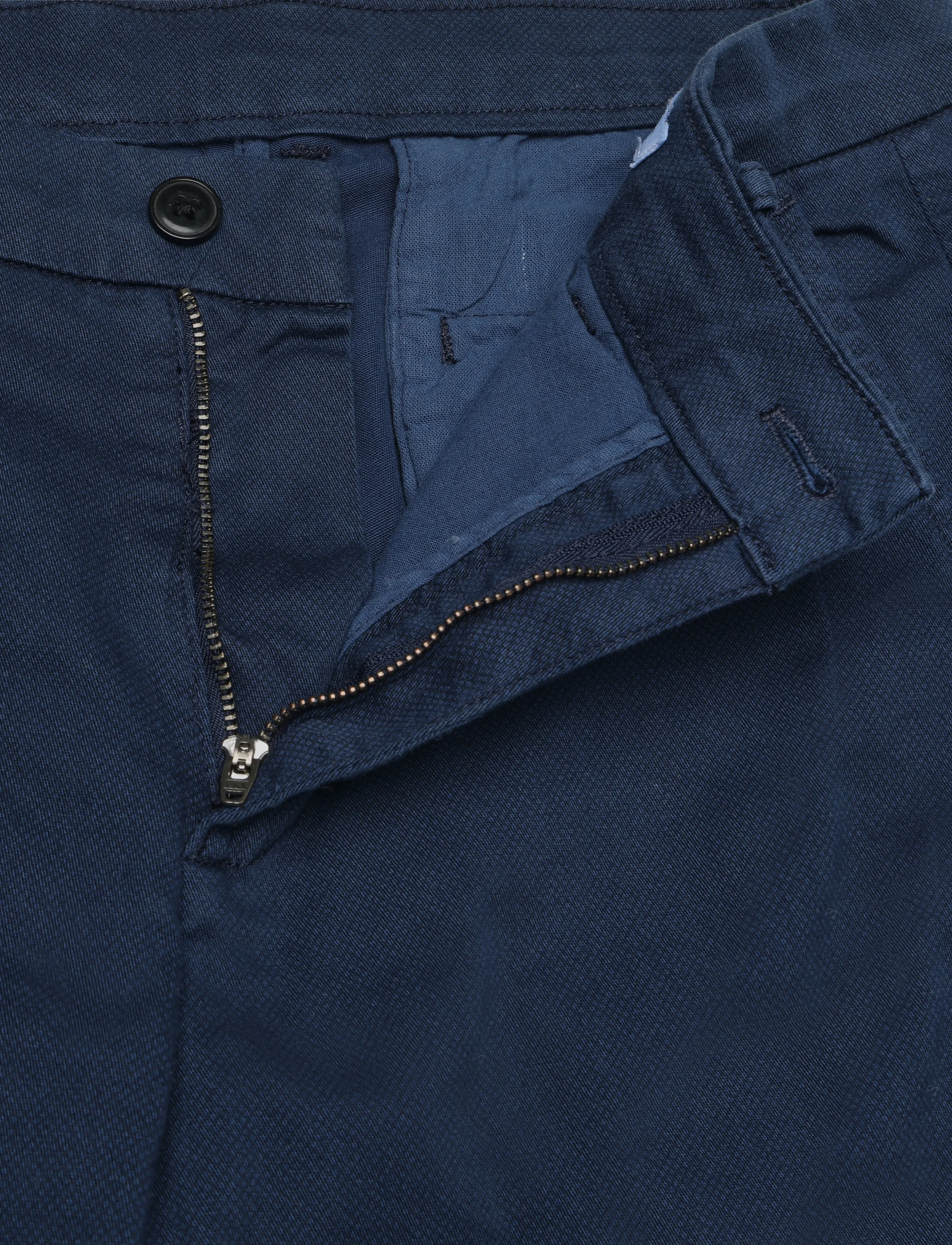 Lindbergh - Superflex AOP chino pants - jakkesætsbukser - true blue - 3