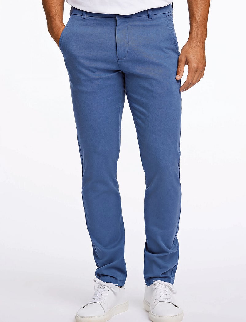 Lindbergh - Superflex chino pants - chinos - true blue - 0