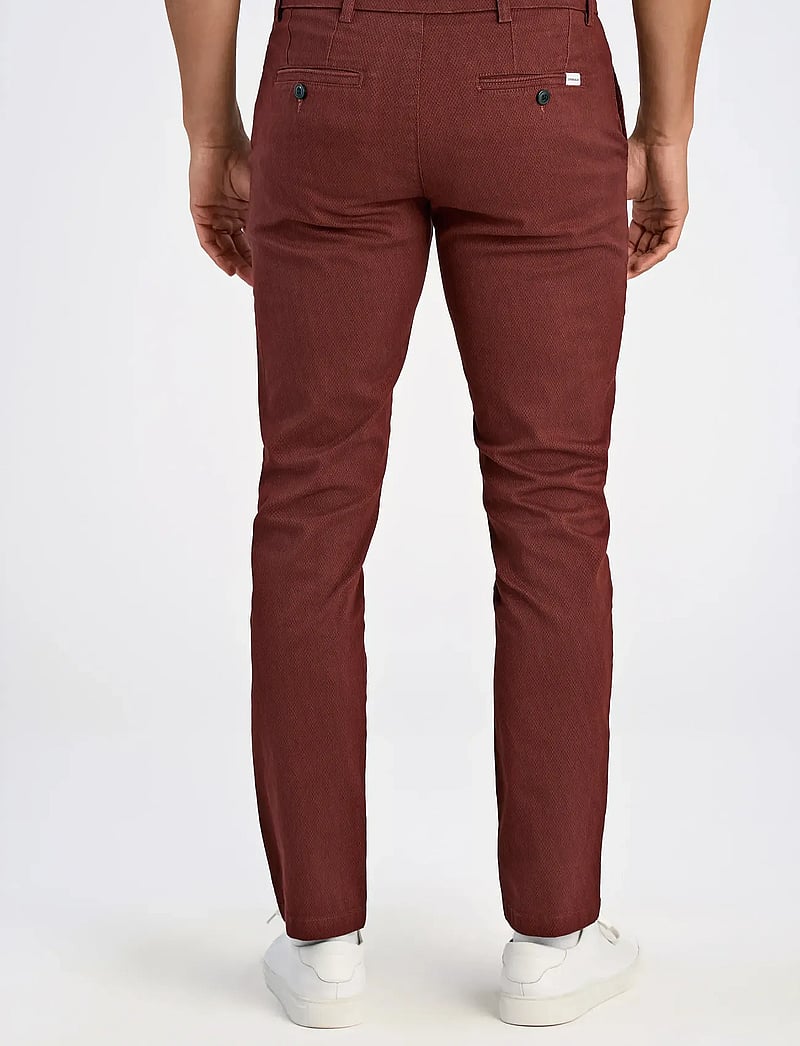 Lindbergh - AOP superflex chino pants - chino püksid - burnt red - 3